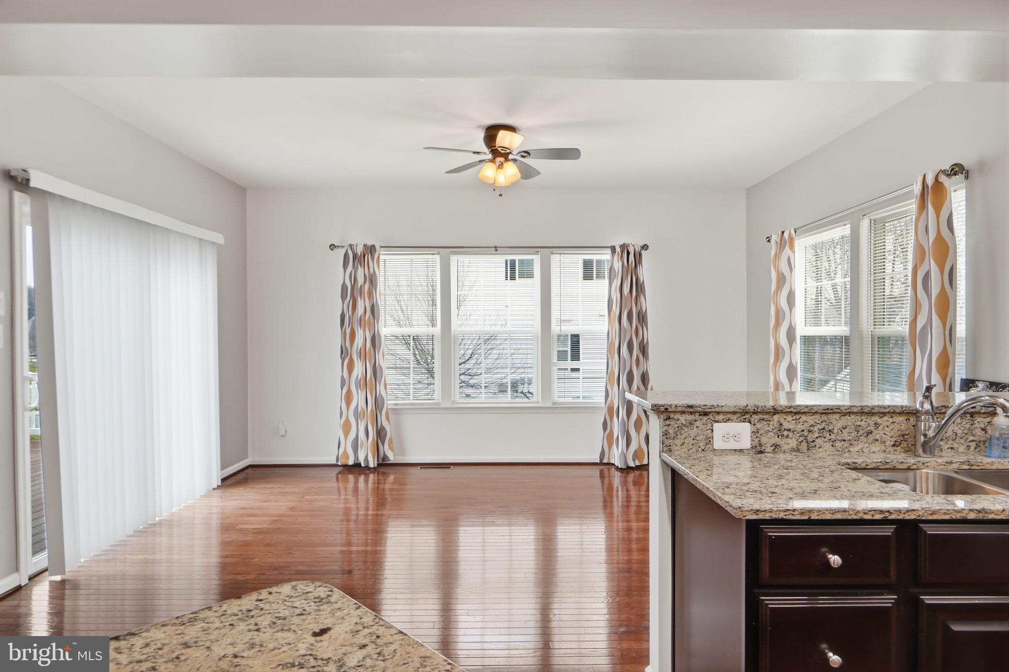 LINDEN GROVE - Residential