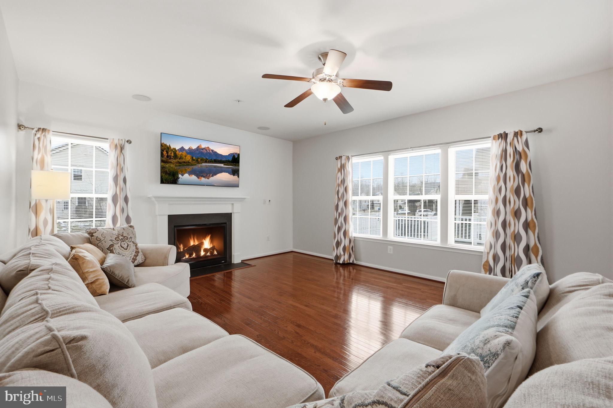 LINDEN GROVE - Residential