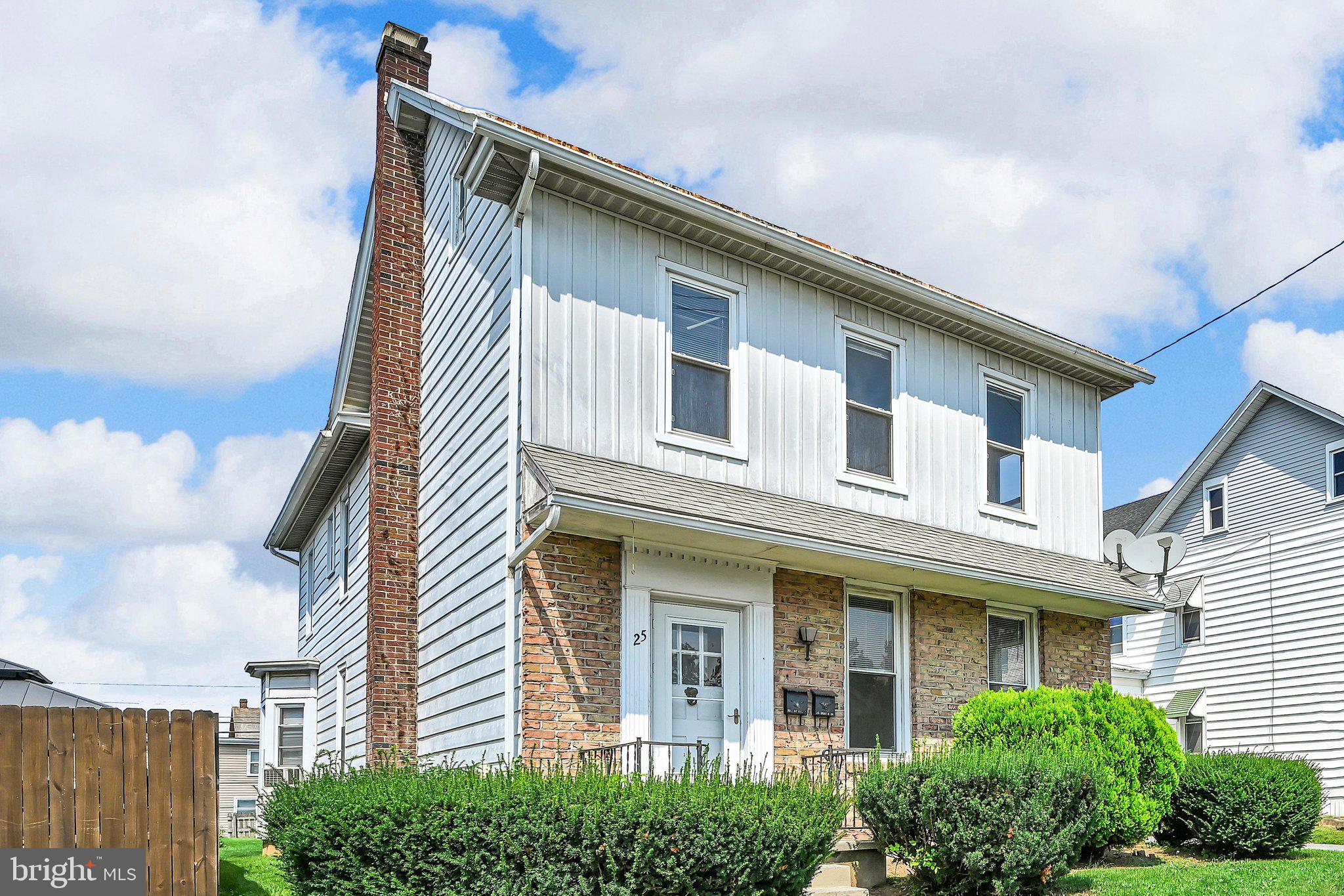 25 W PENN AVENUE