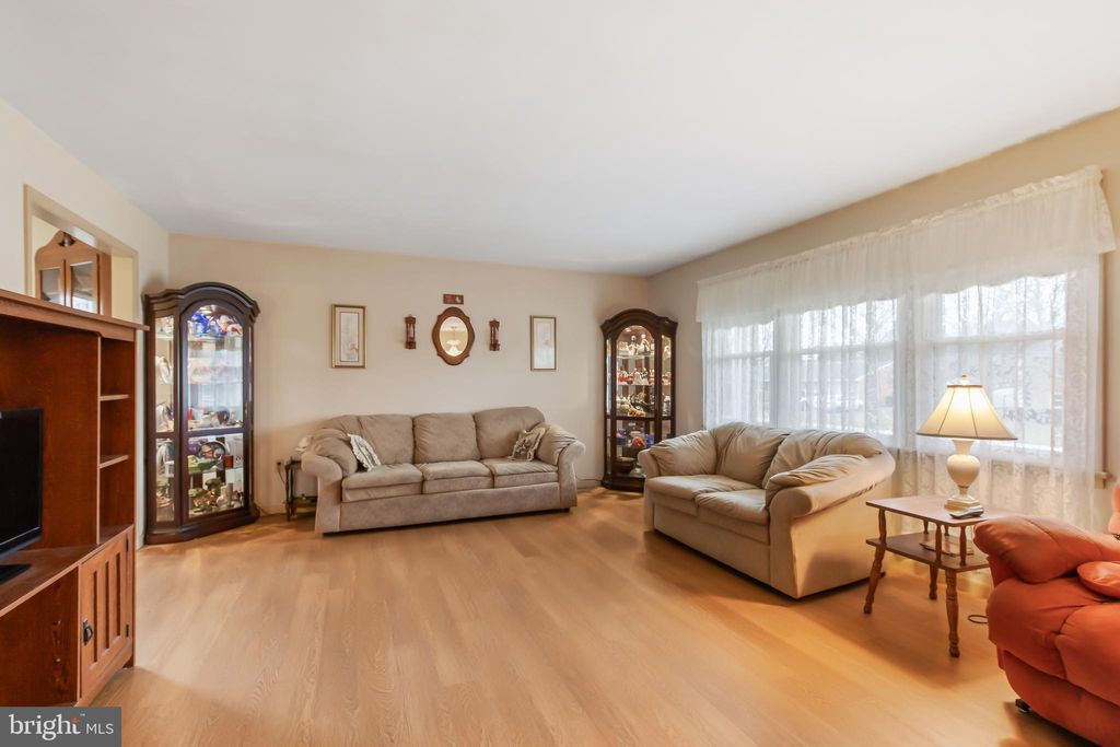 Photo of 834 Martin Avenue, Ephrata, PA 17522 (MLS # PALA2044932)