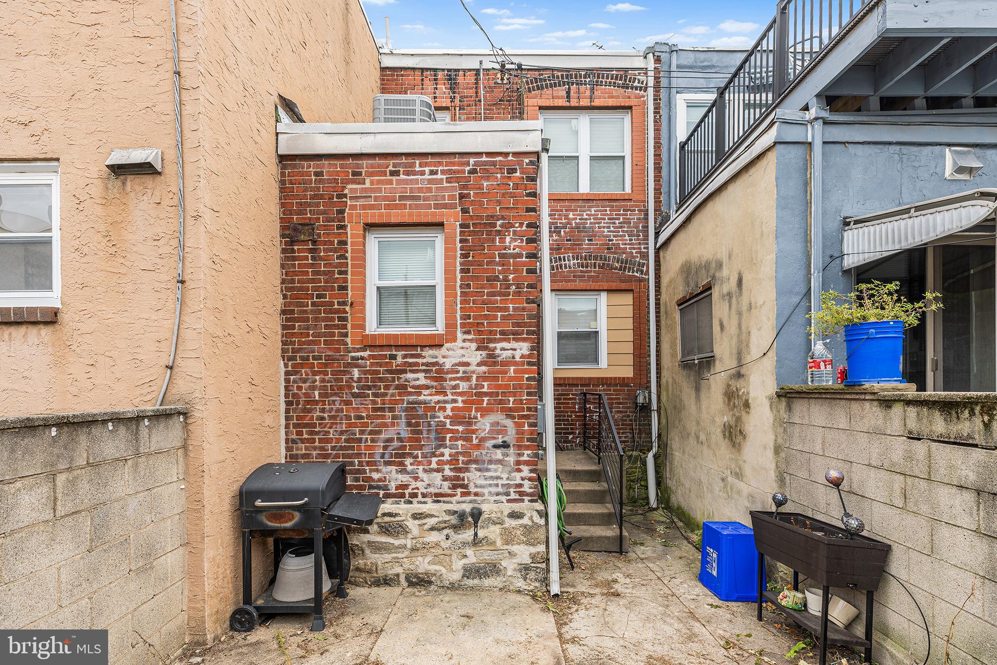WEST PASSYUNK - Residential