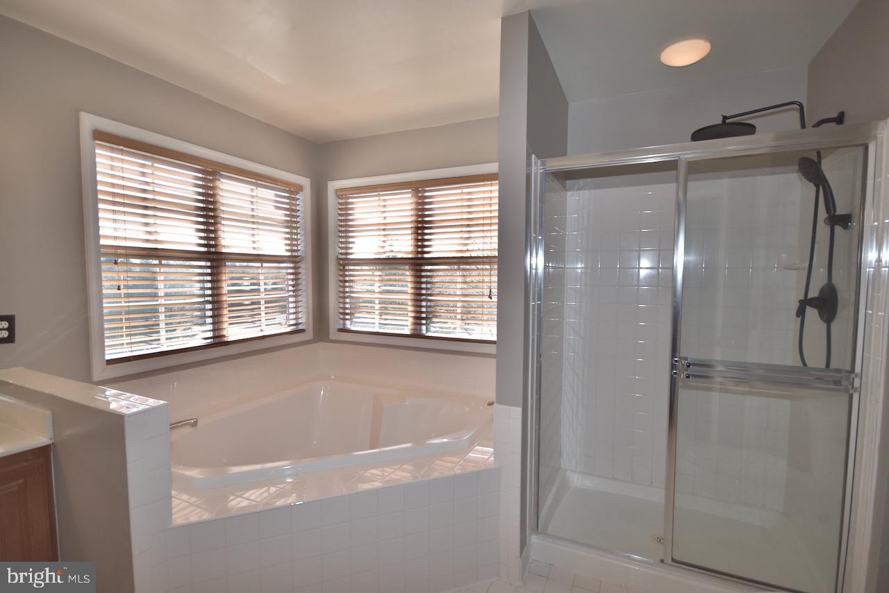 FOXBOROUGH - Residential