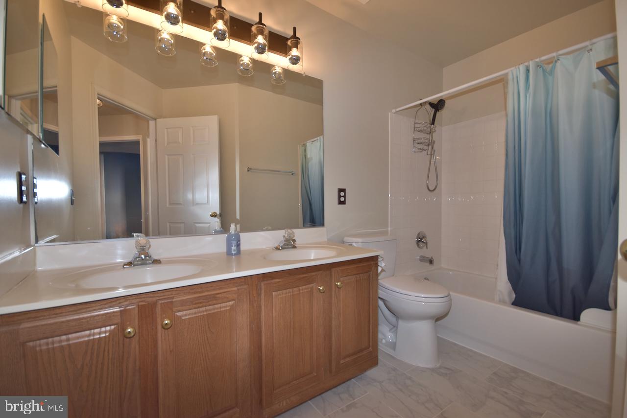 FOXBOROUGH - Residential