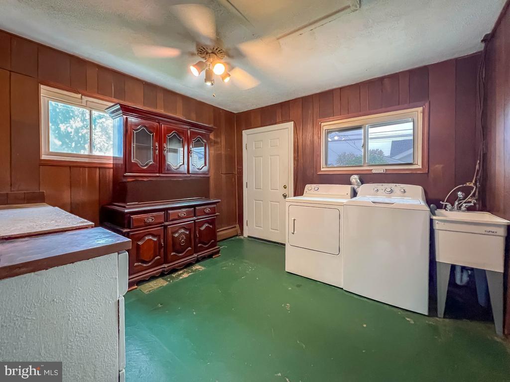 CRABTREE HOLLOW - Residential