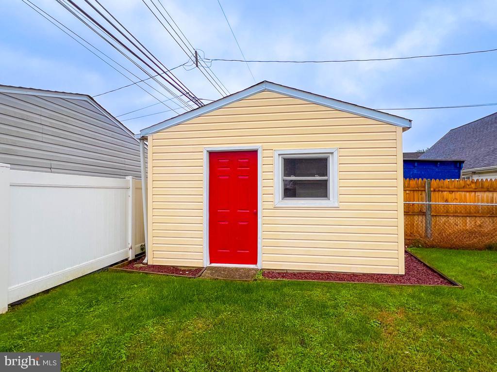 CRABTREE HOLLOW - Residential