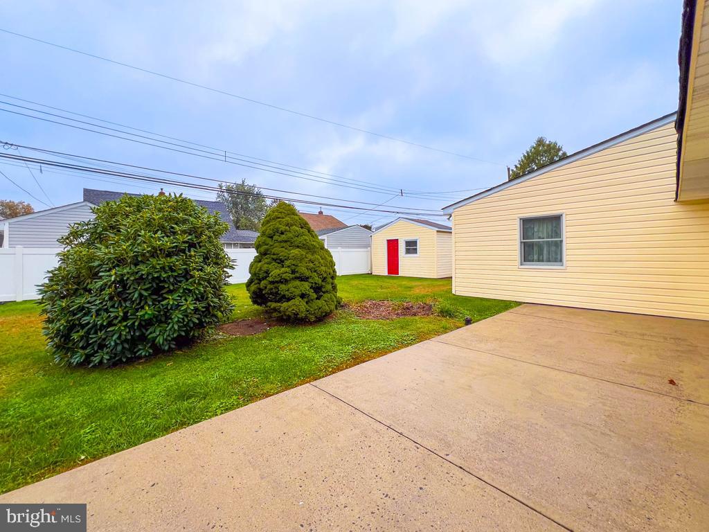 CRABTREE HOLLOW - Residential