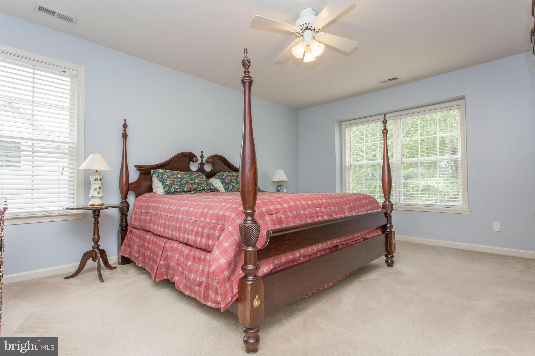 LEE'S HILL - Residential