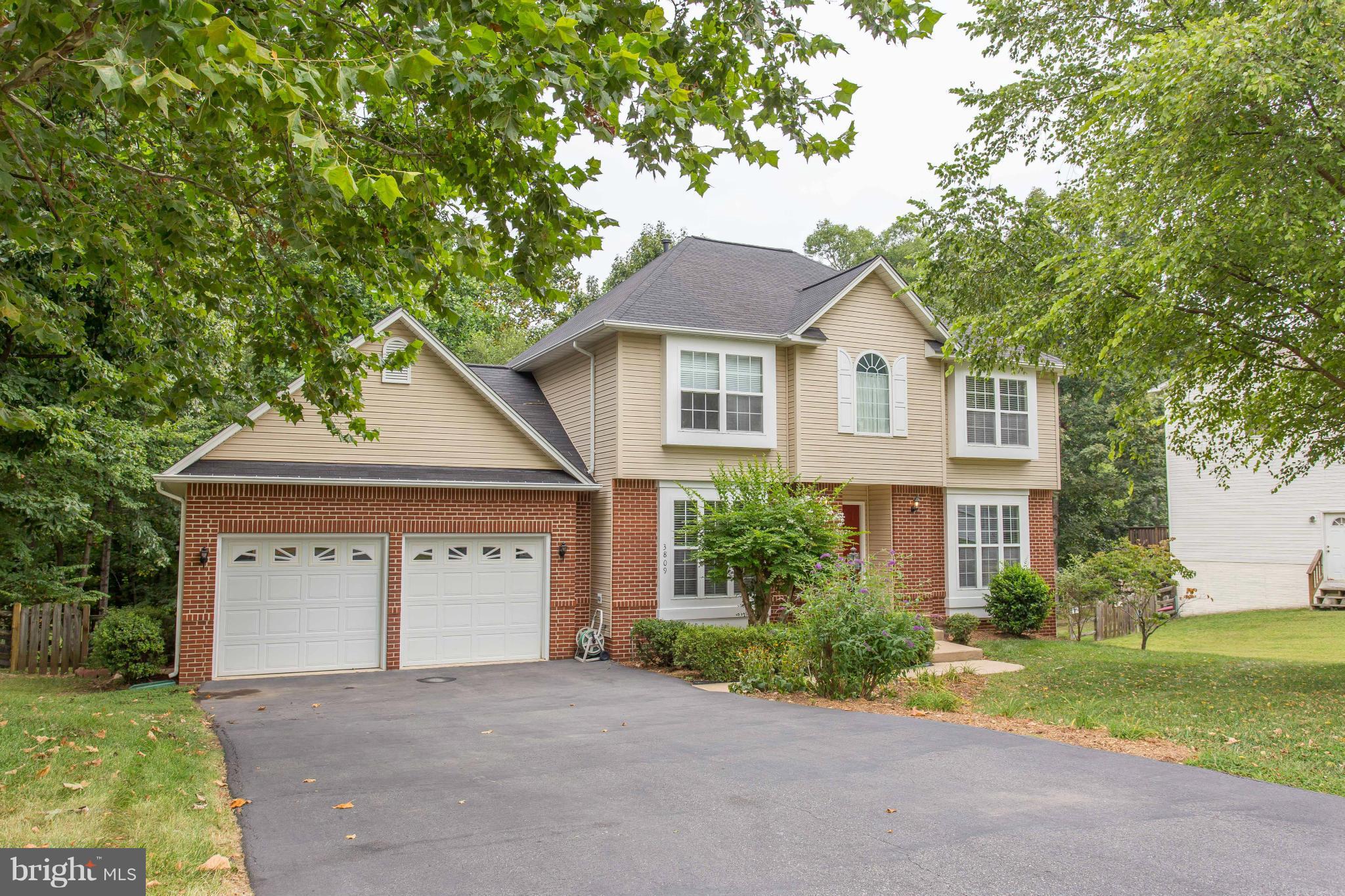 LEE'S HILL - Residential