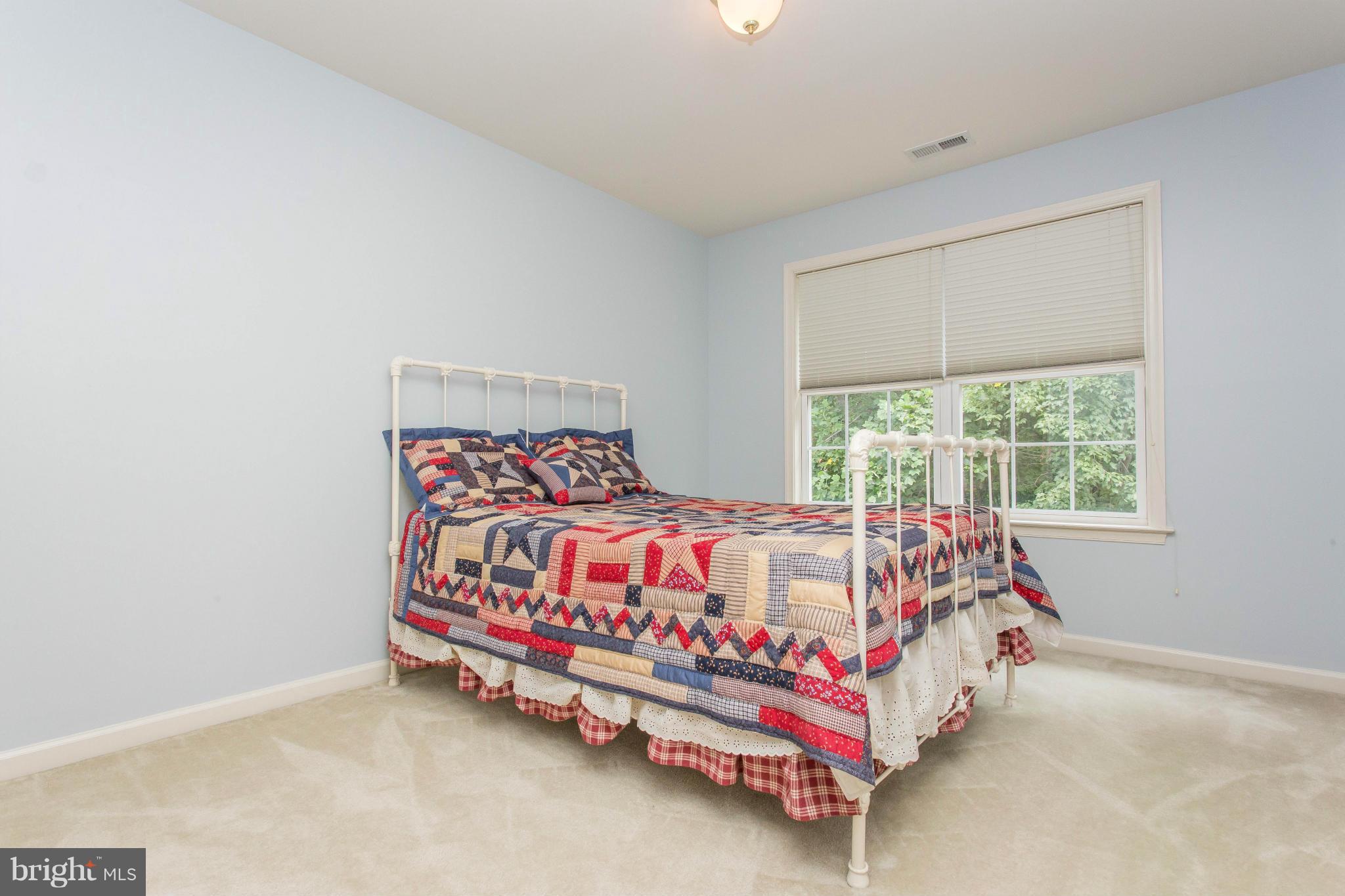 LEE'S HILL - Residential