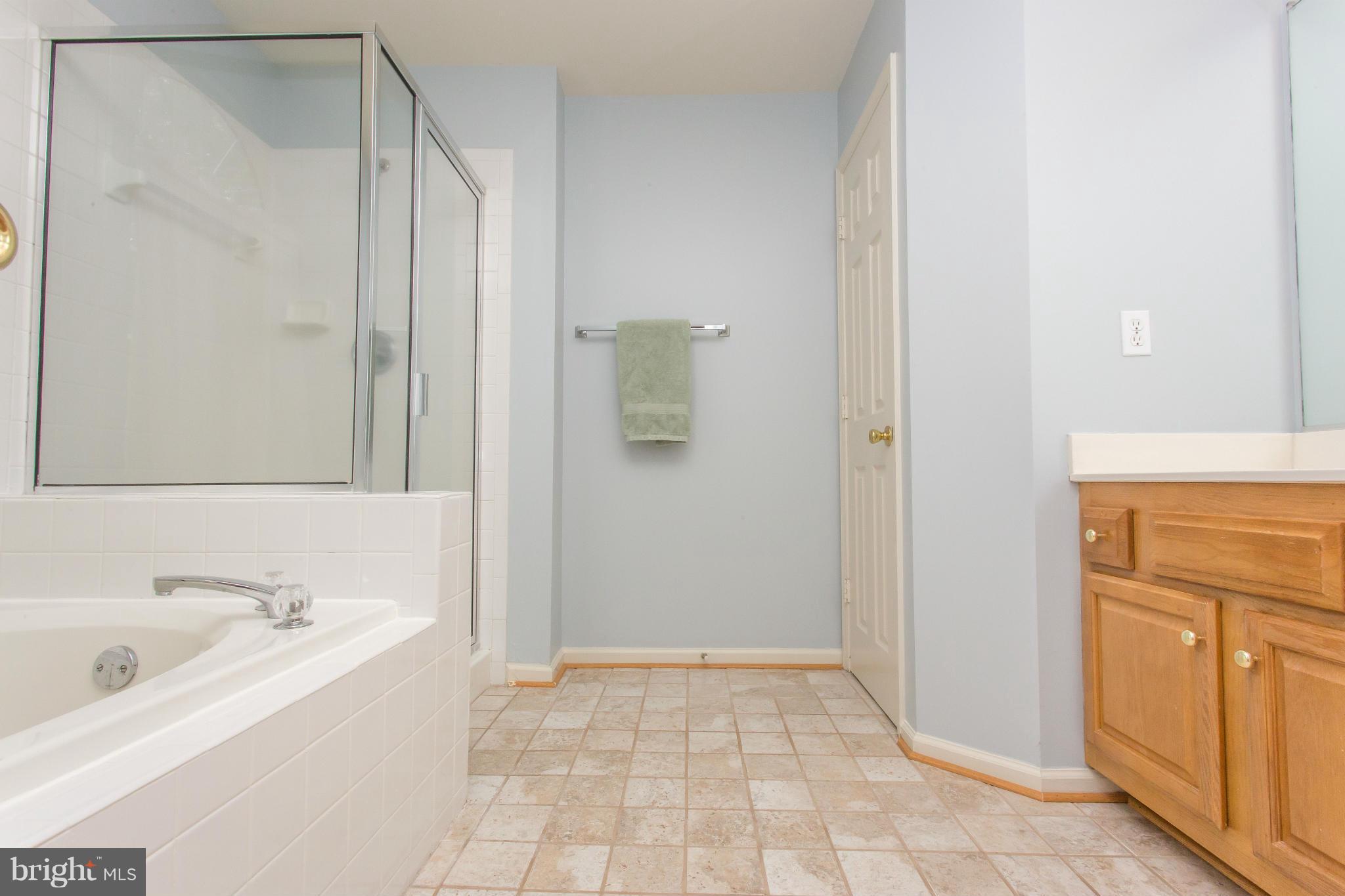 LEE'S HILL - Residential