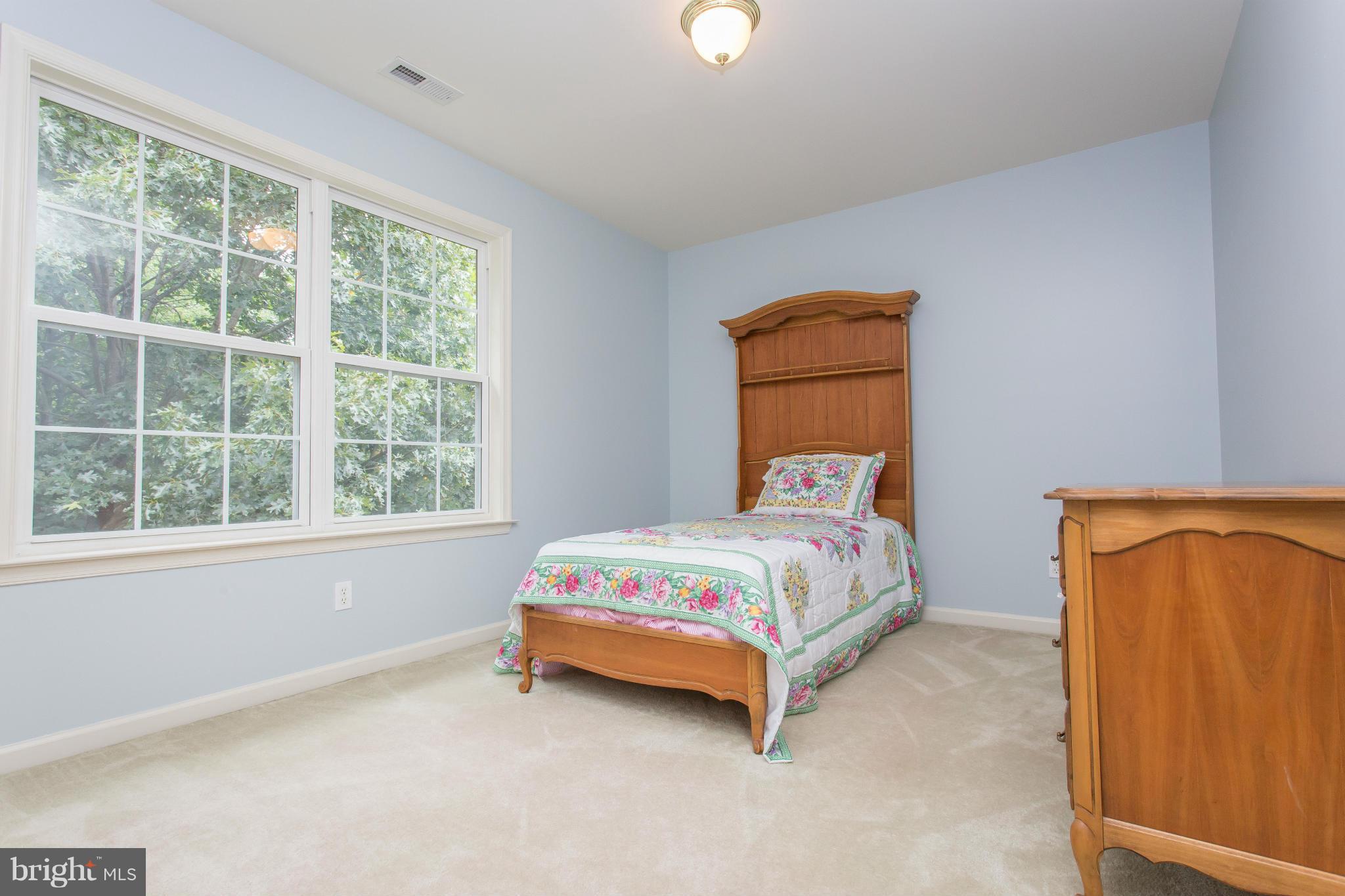 LEE'S HILL - Residential