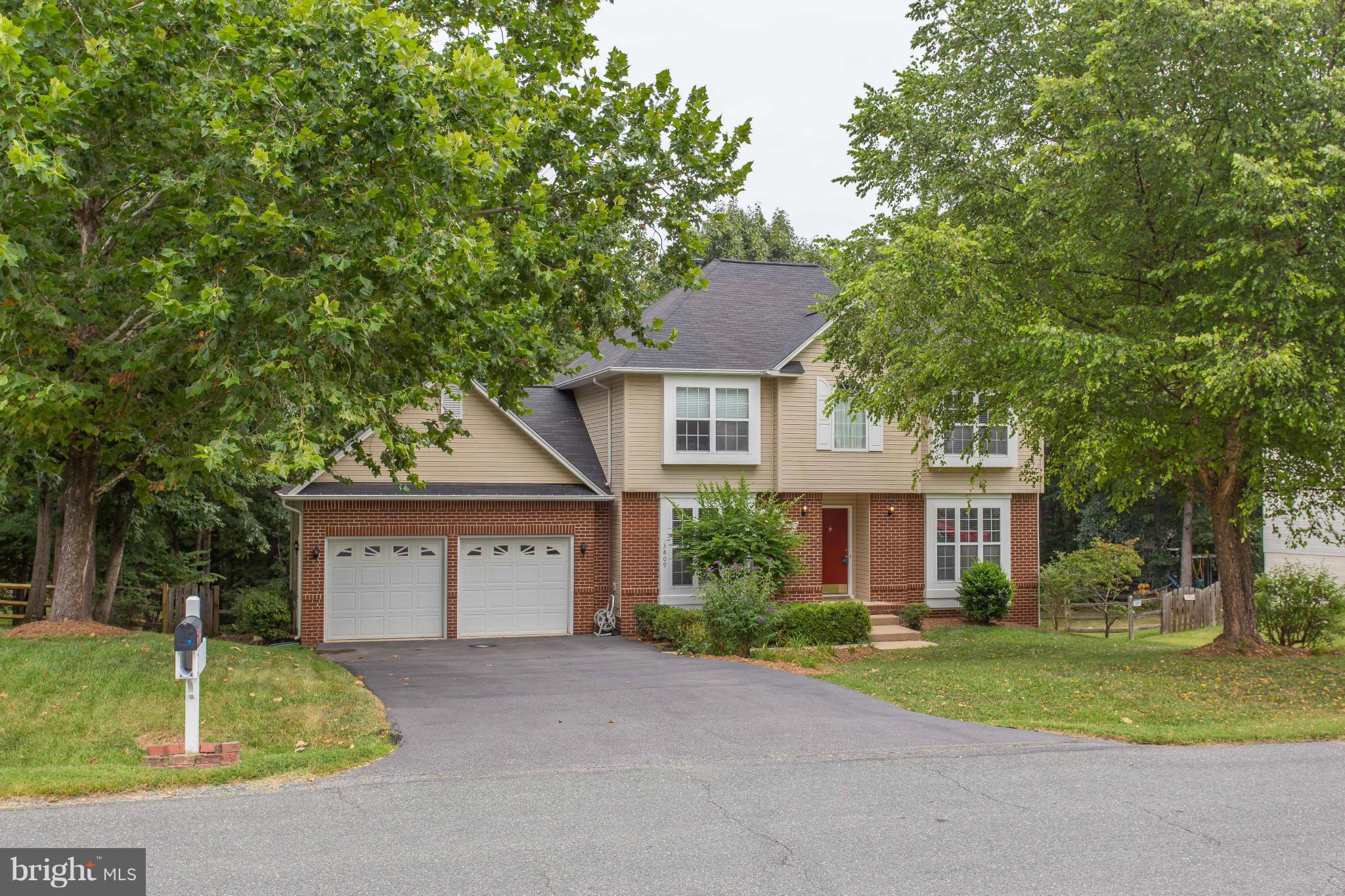 LEE'S HILL - Residential