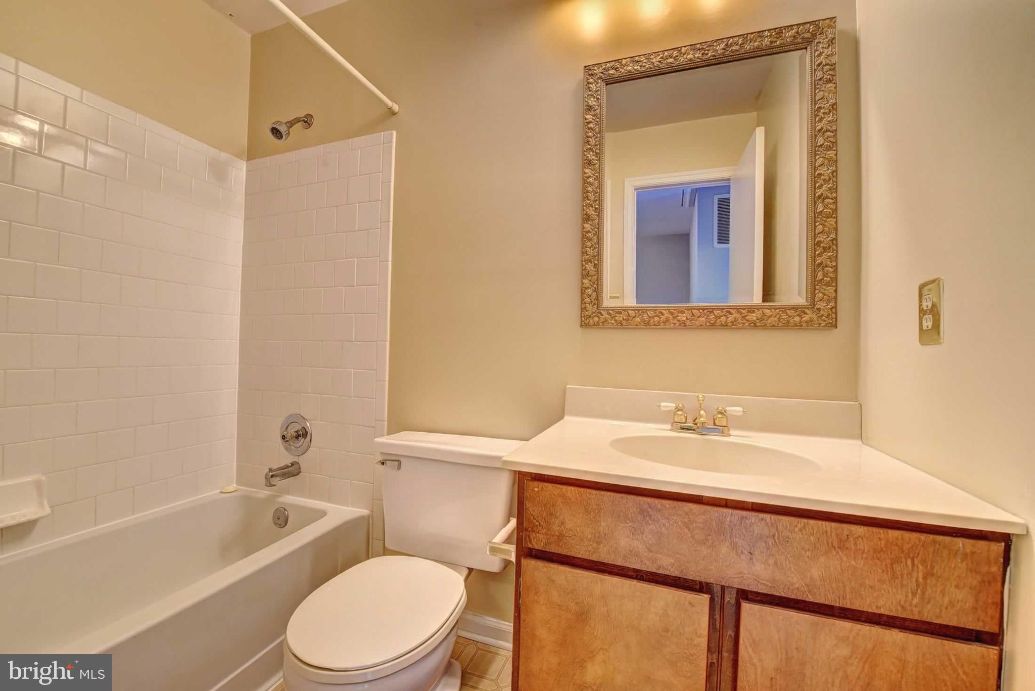 WINDING BROOK - Residential Lease