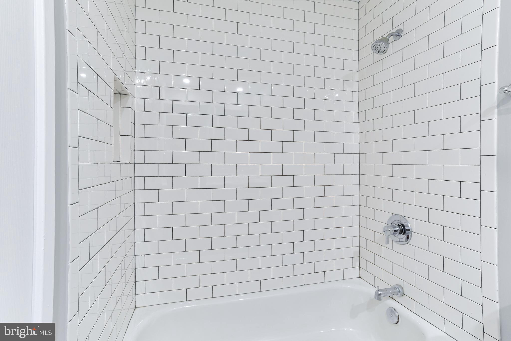 BENTANA PARK - Residential