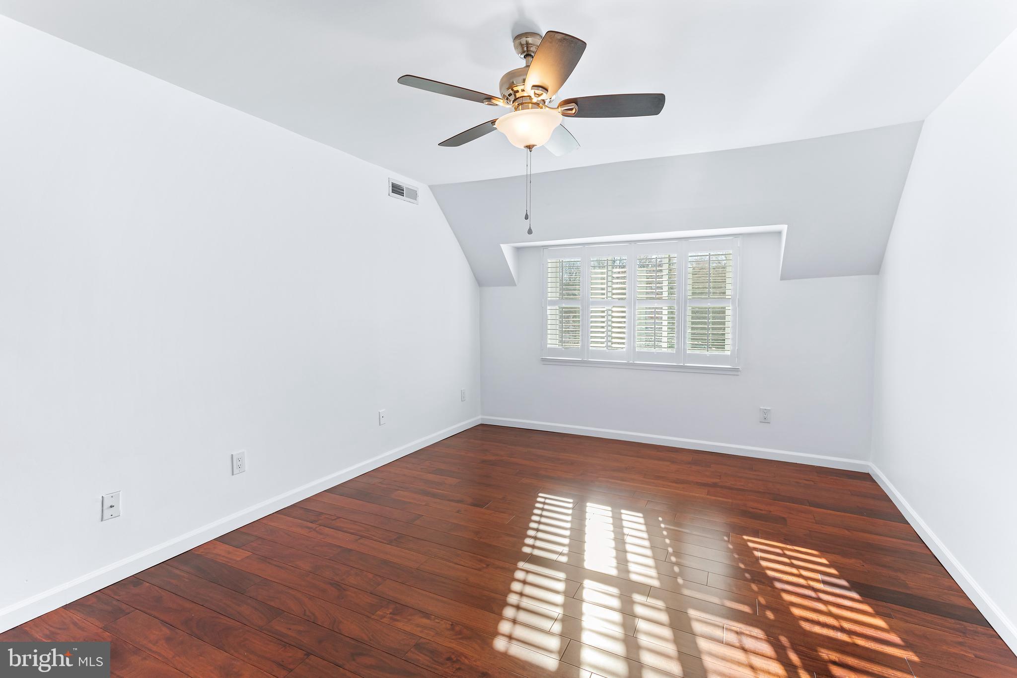 BENTANA PARK - Residential