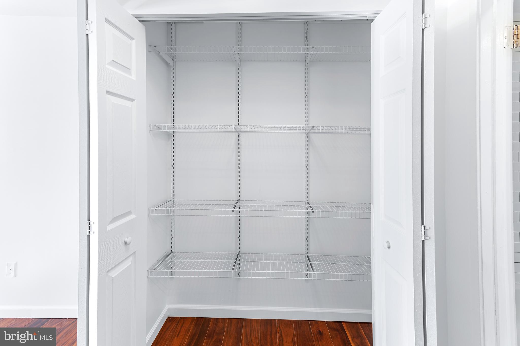 BENTANA PARK - Residential