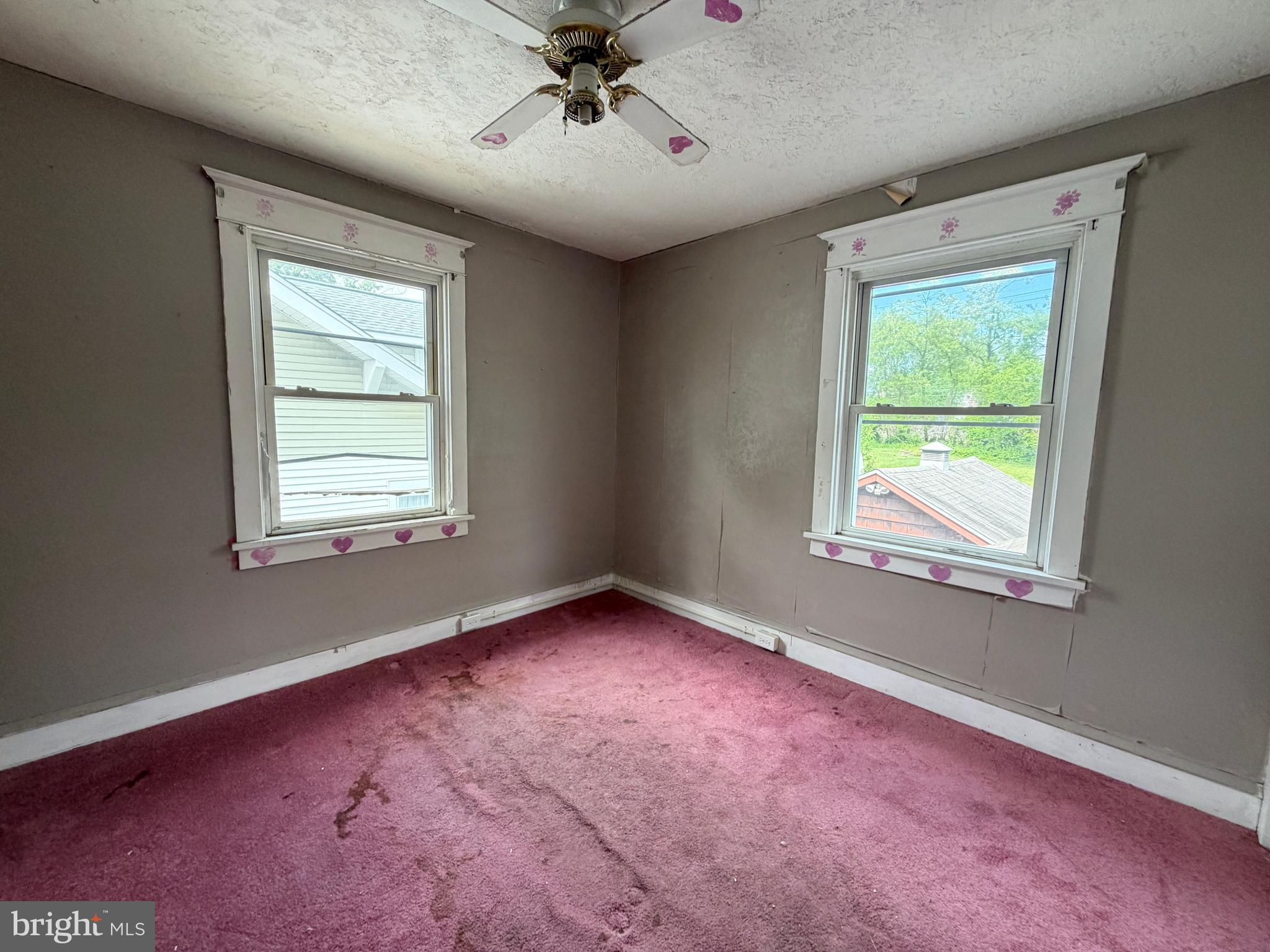 ELMWOOD - Residential