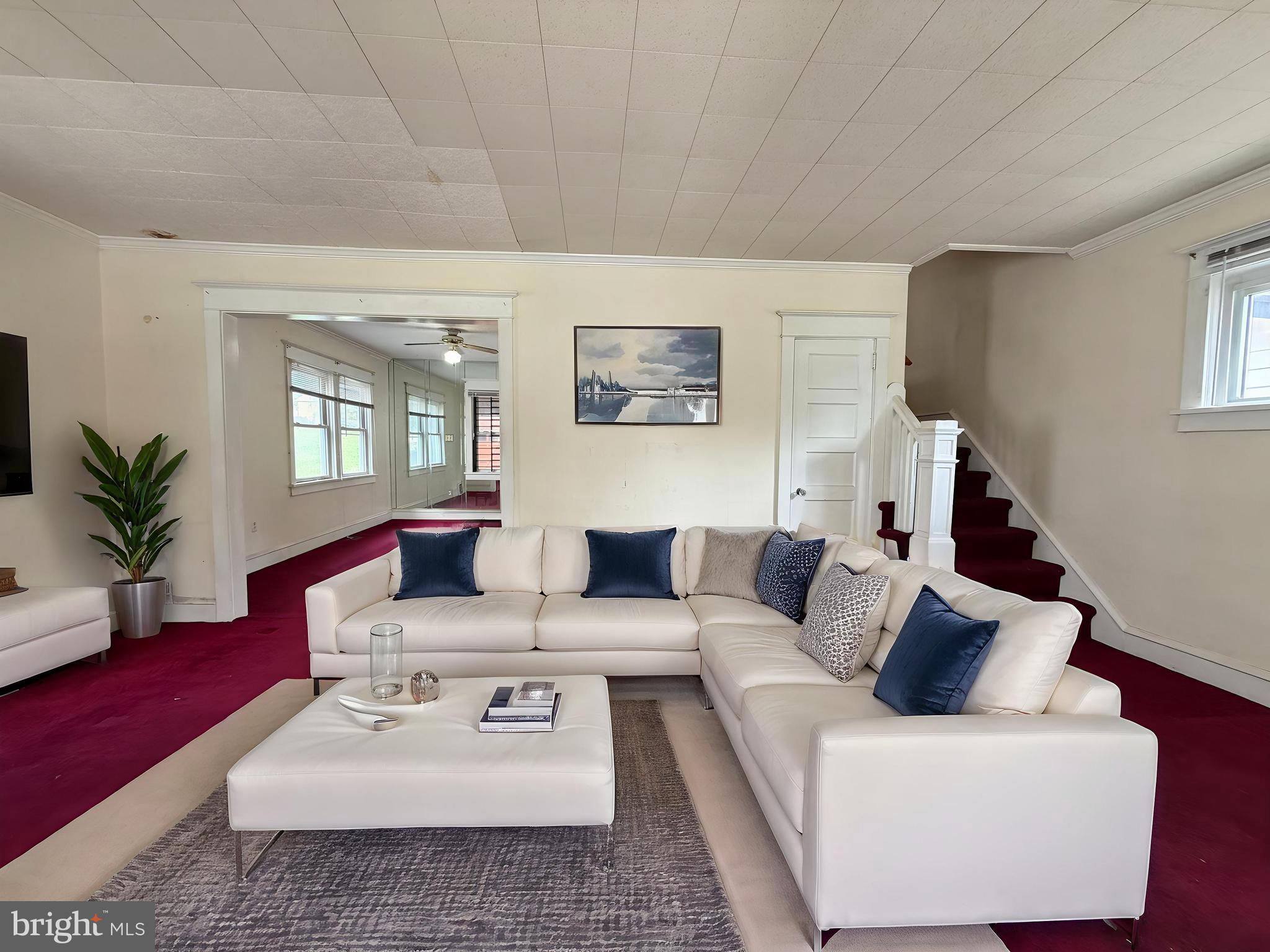 ELMWOOD - Residential