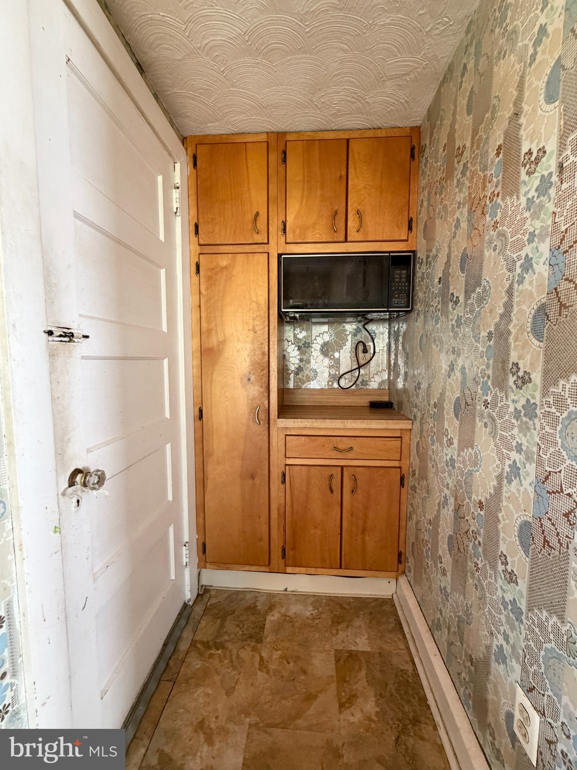 ELMWOOD - Residential