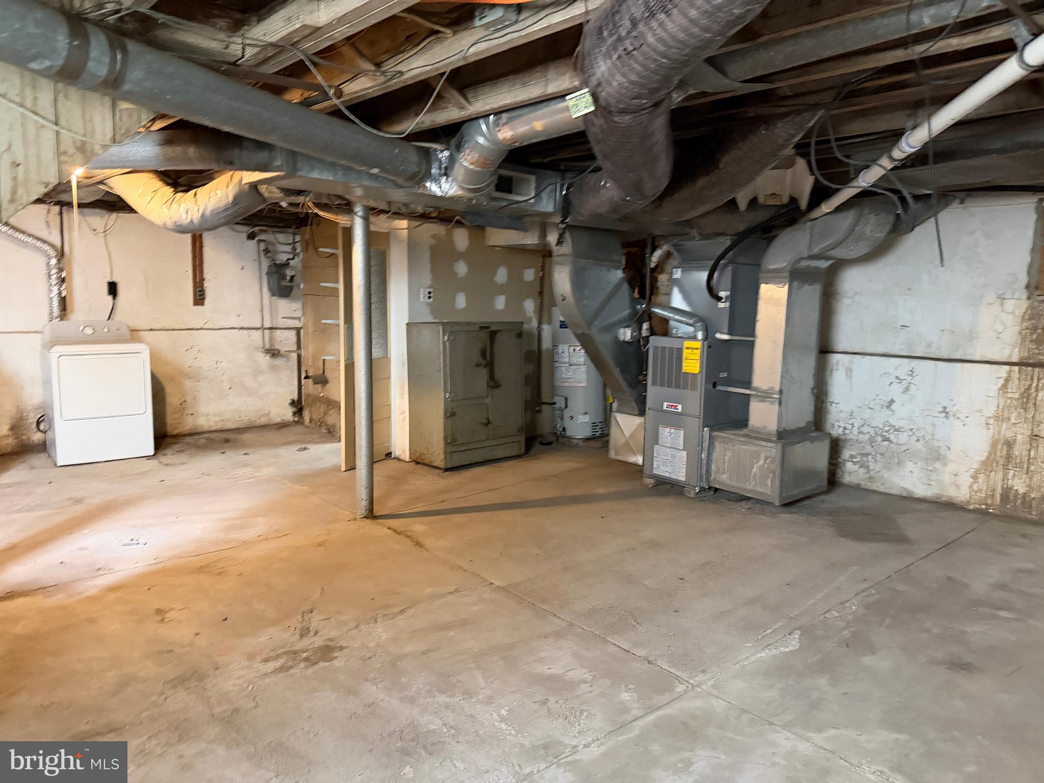 ELMWOOD - Residential