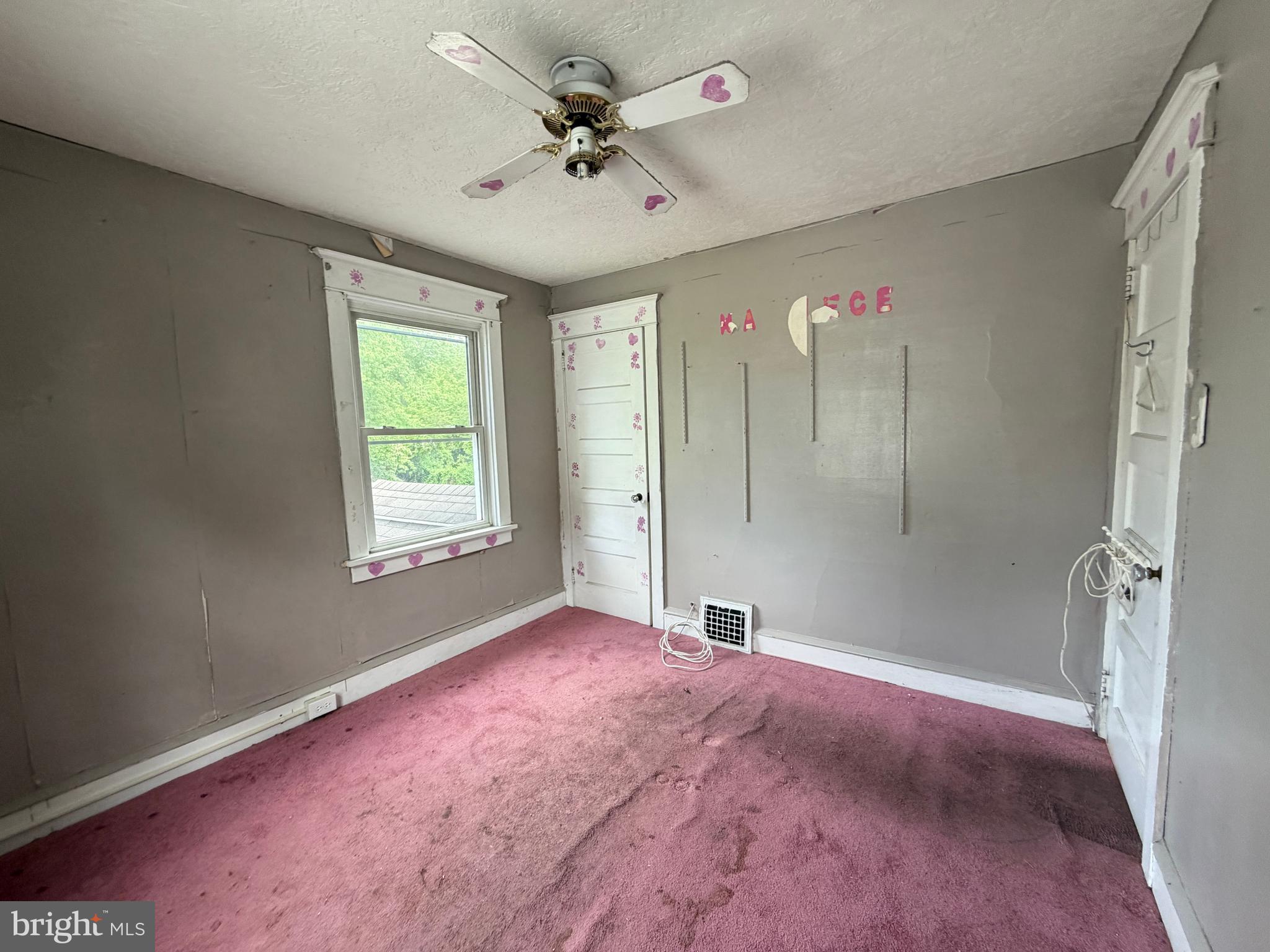ELMWOOD - Residential