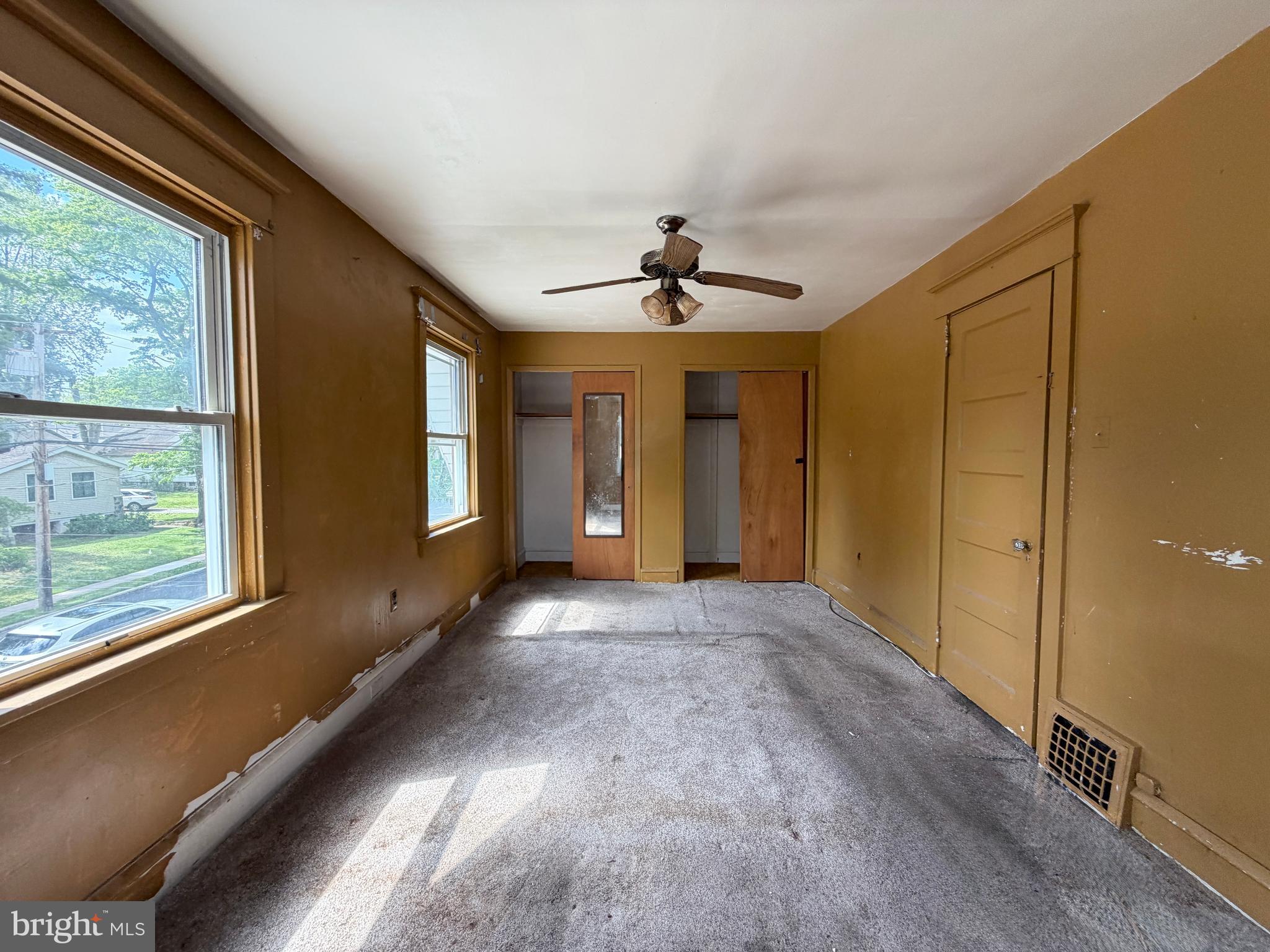 ELMWOOD - Residential