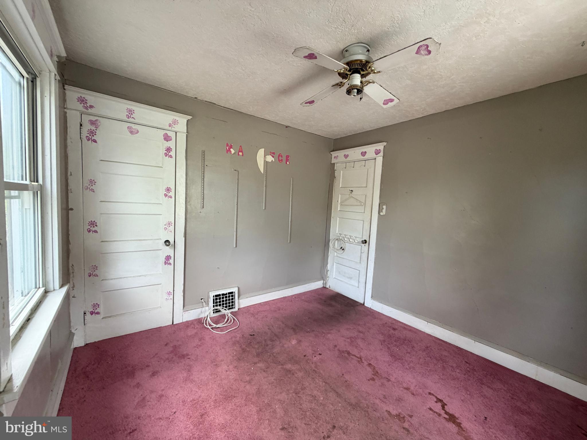 ELMWOOD - Residential