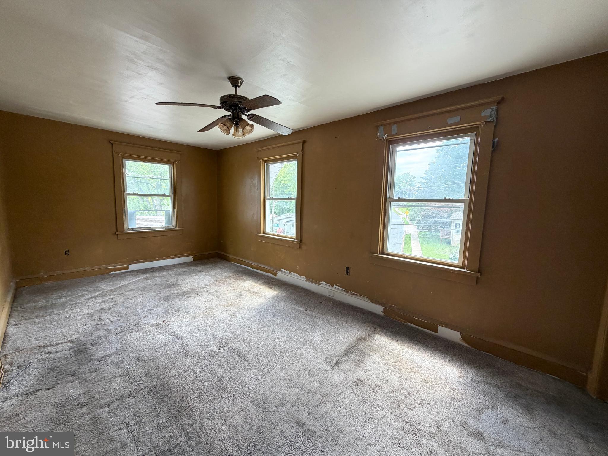 ELMWOOD - Residential