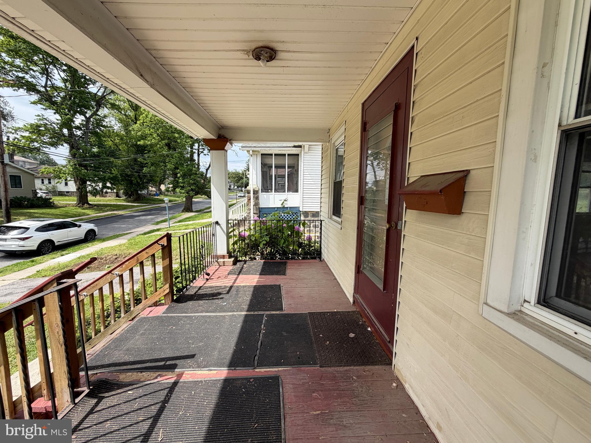 ELMWOOD - Residential