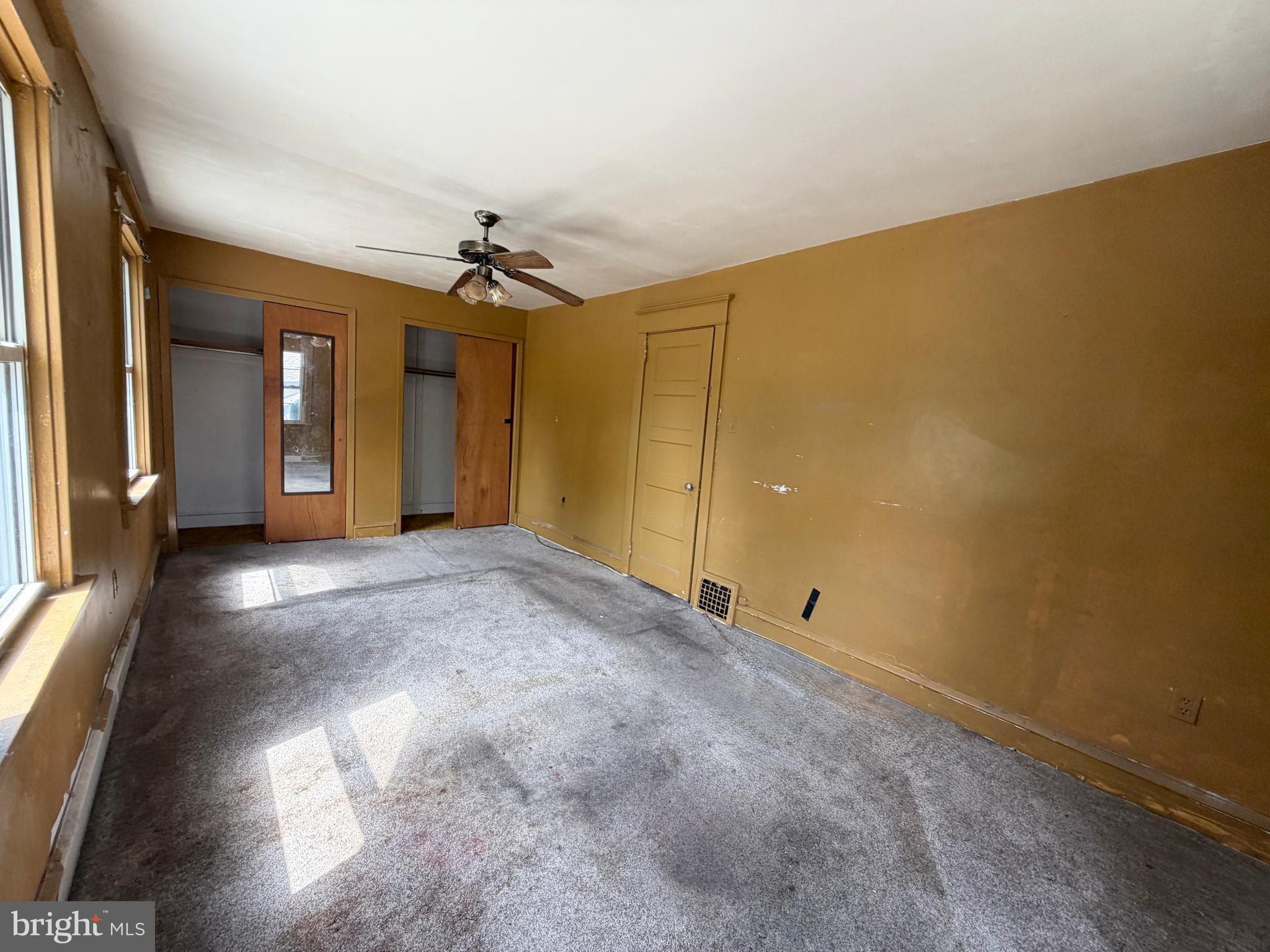 ELMWOOD - Residential