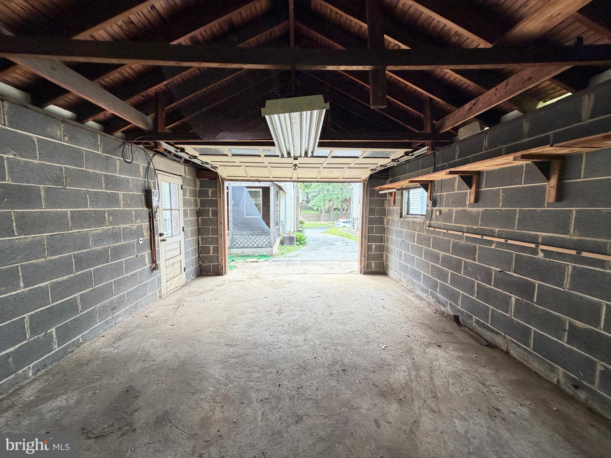 ELMWOOD - Residential