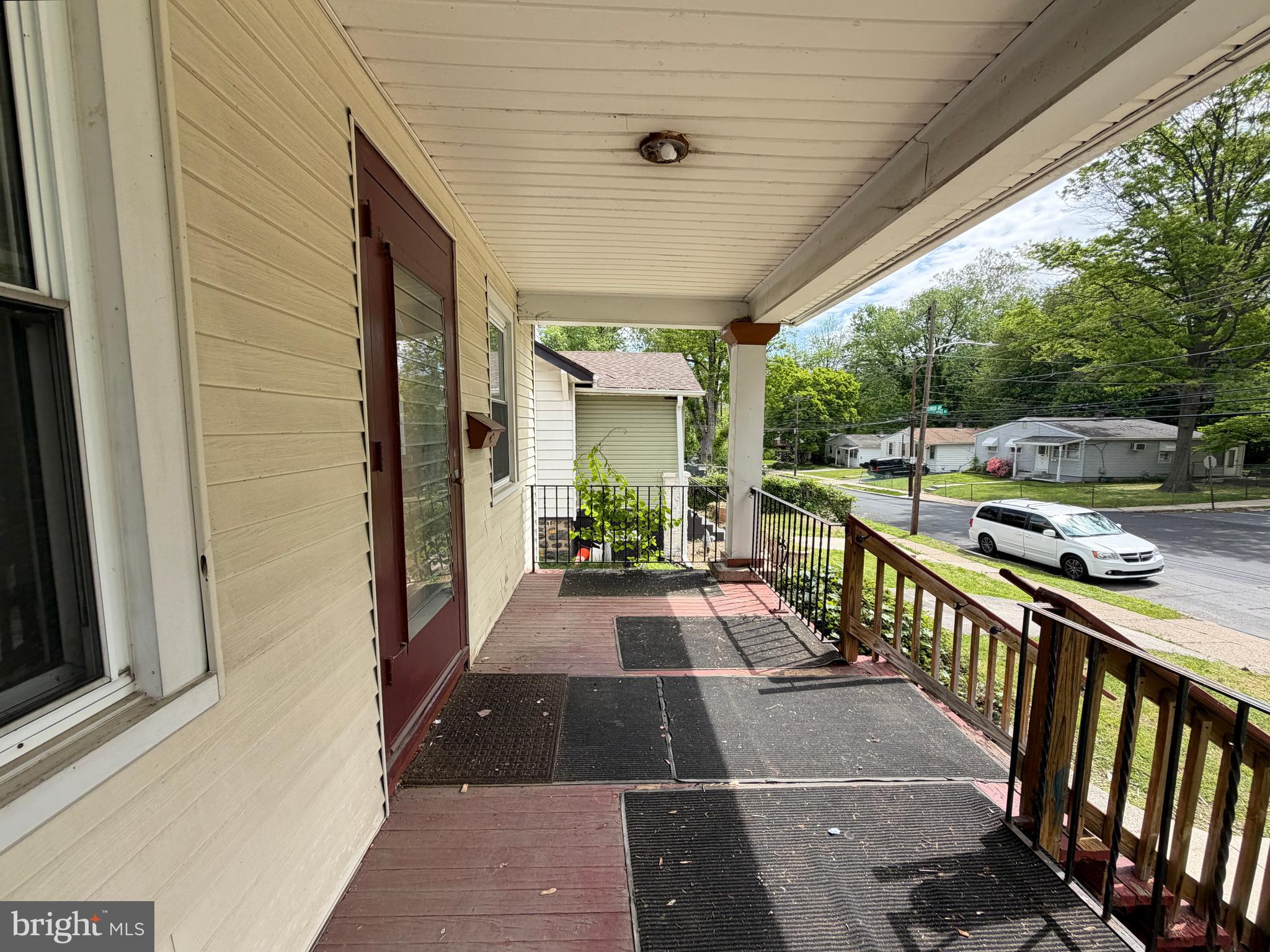 ELMWOOD - Residential