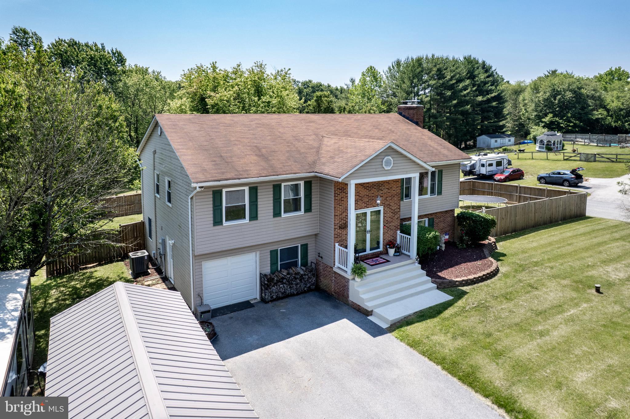 EASTVIEW ESTATES - Residential