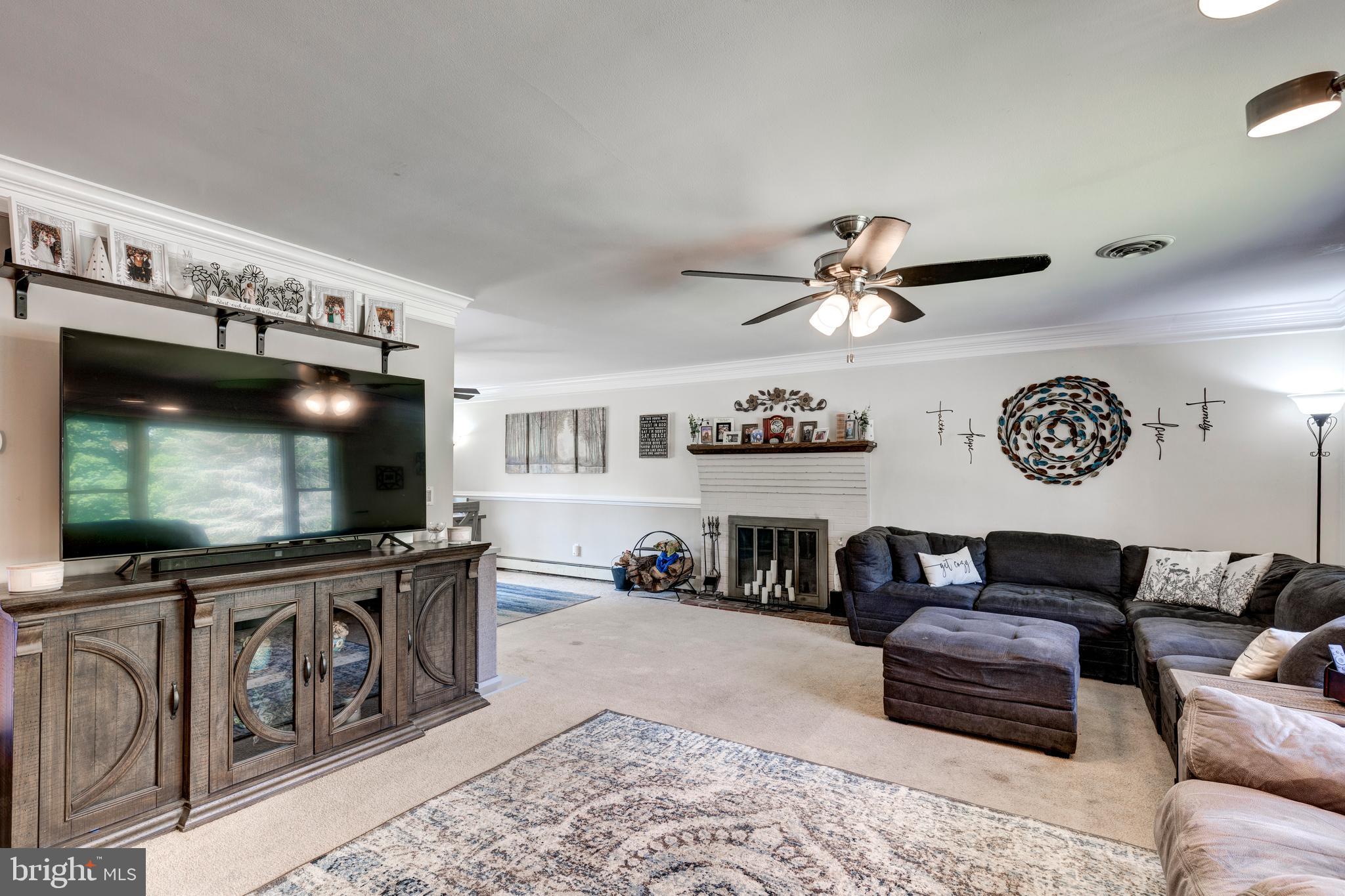 EASTVIEW ESTATES - Residential