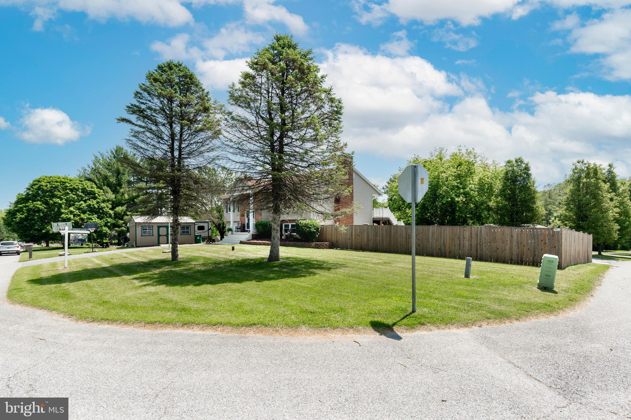 EASTVIEW ESTATES - Residential