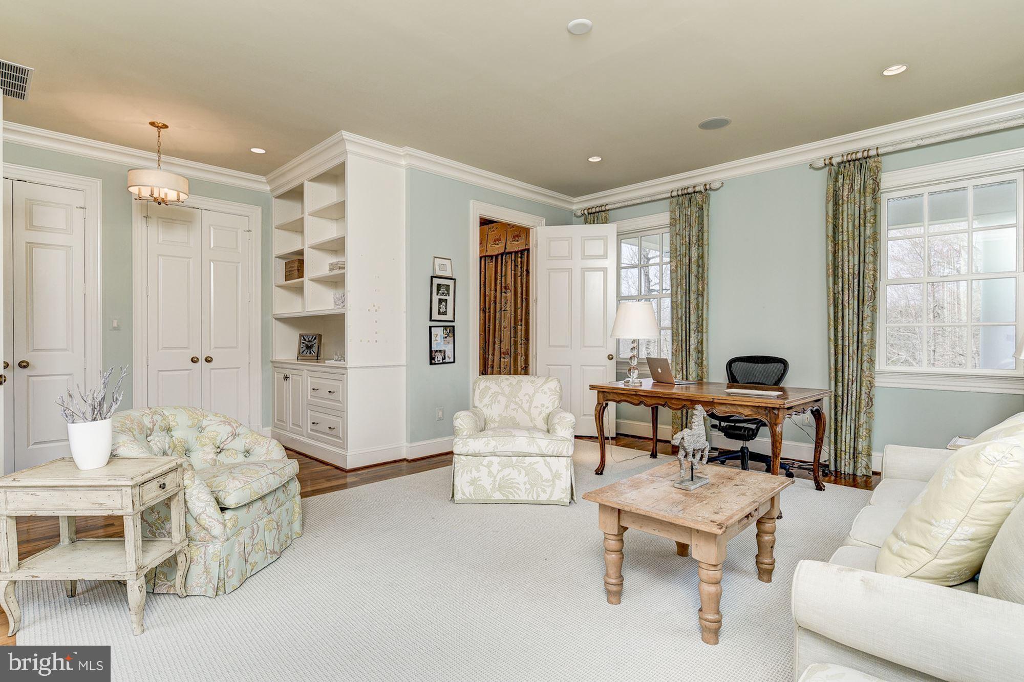 POTOMAC FALLS - Residential