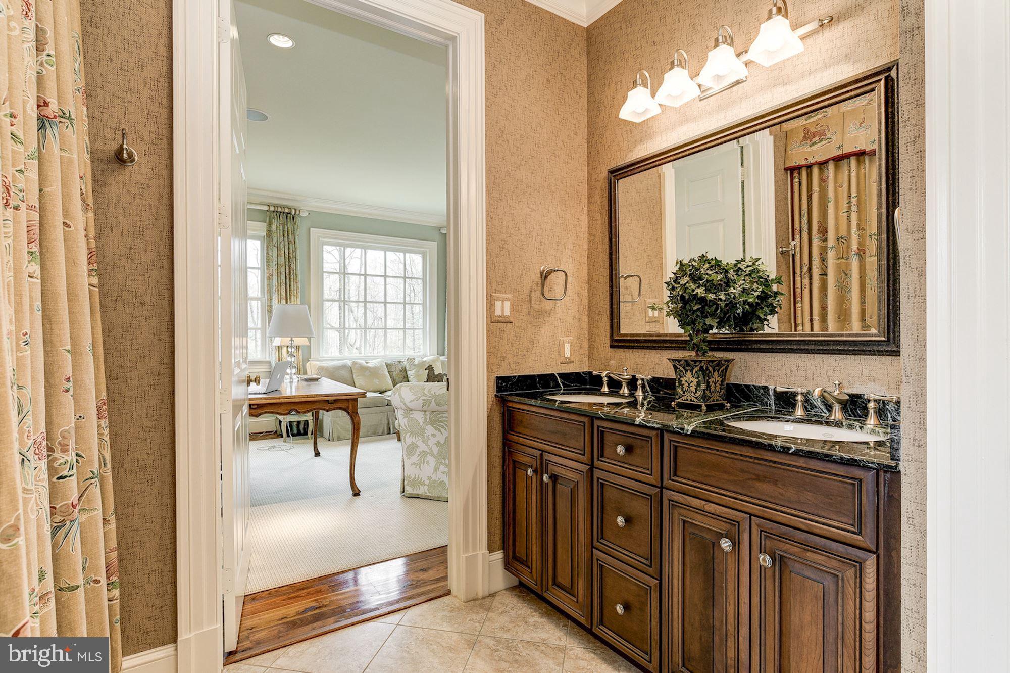 POTOMAC FALLS - Residential