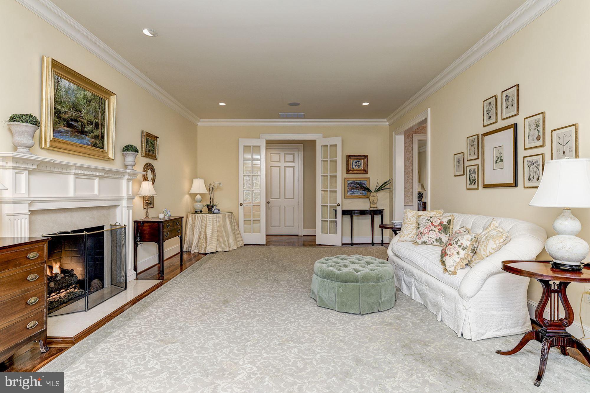 POTOMAC FALLS - Residential