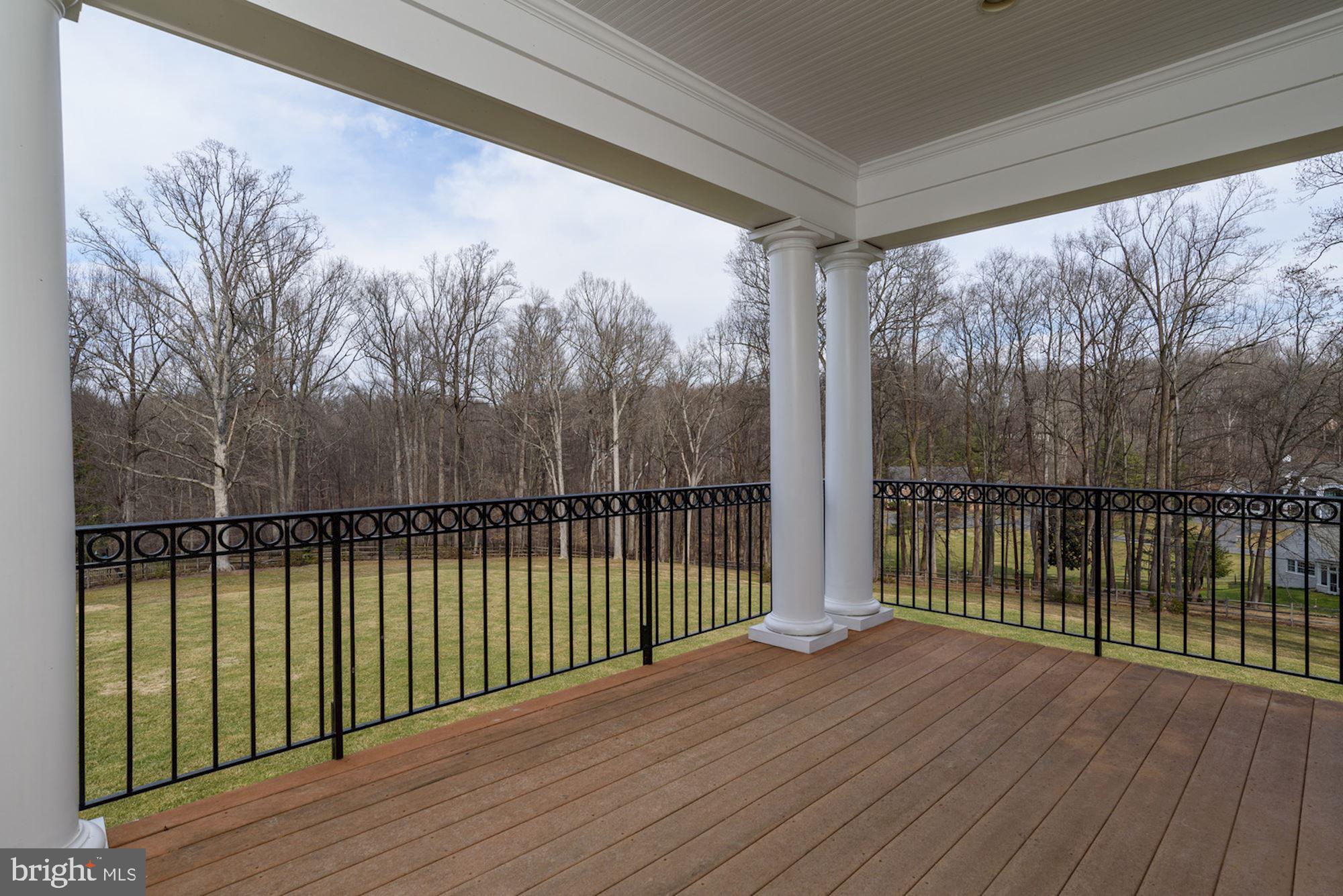 POTOMAC FALLS - Residential