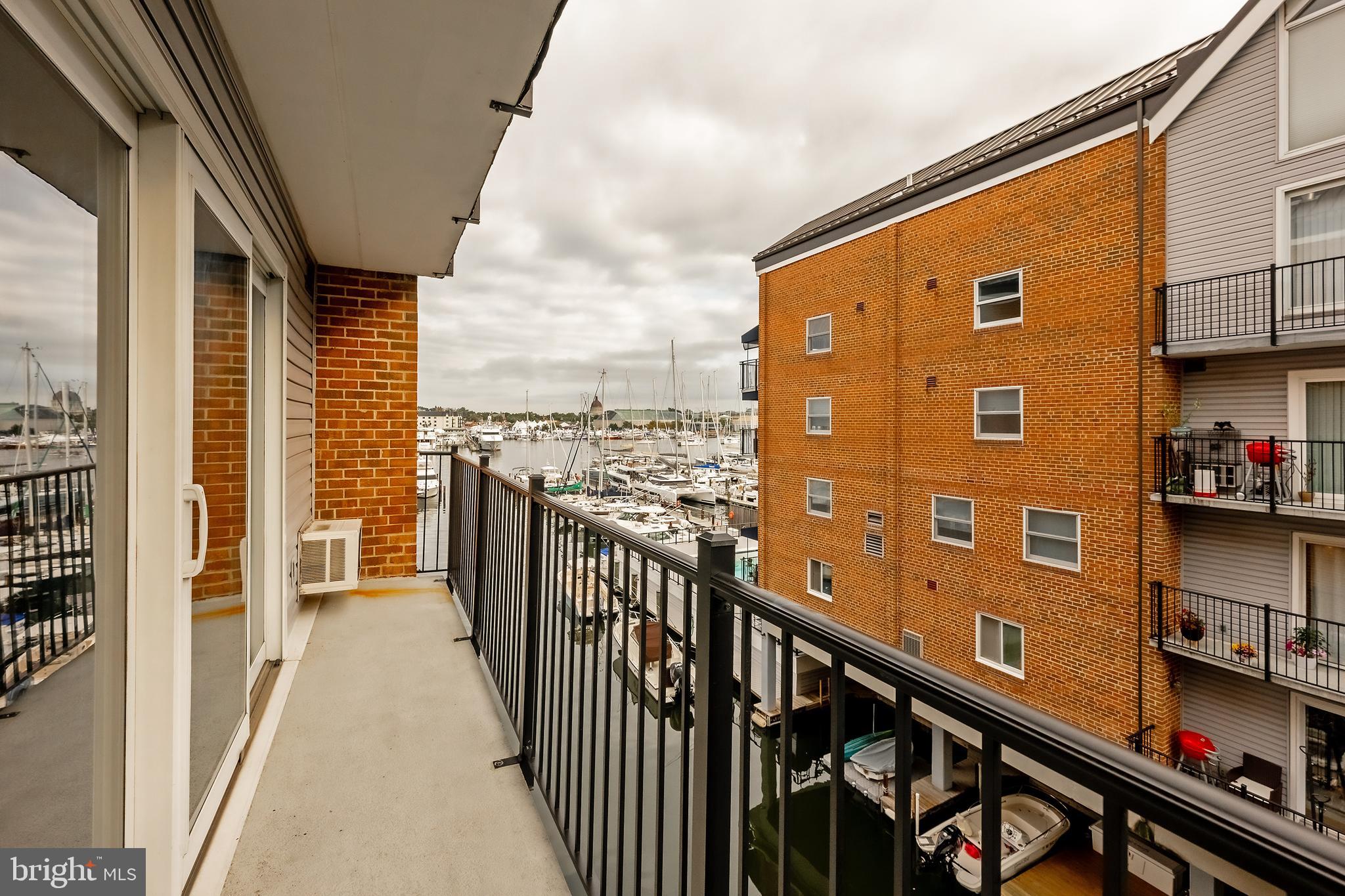 THE TECUMSEH - Residential Lease