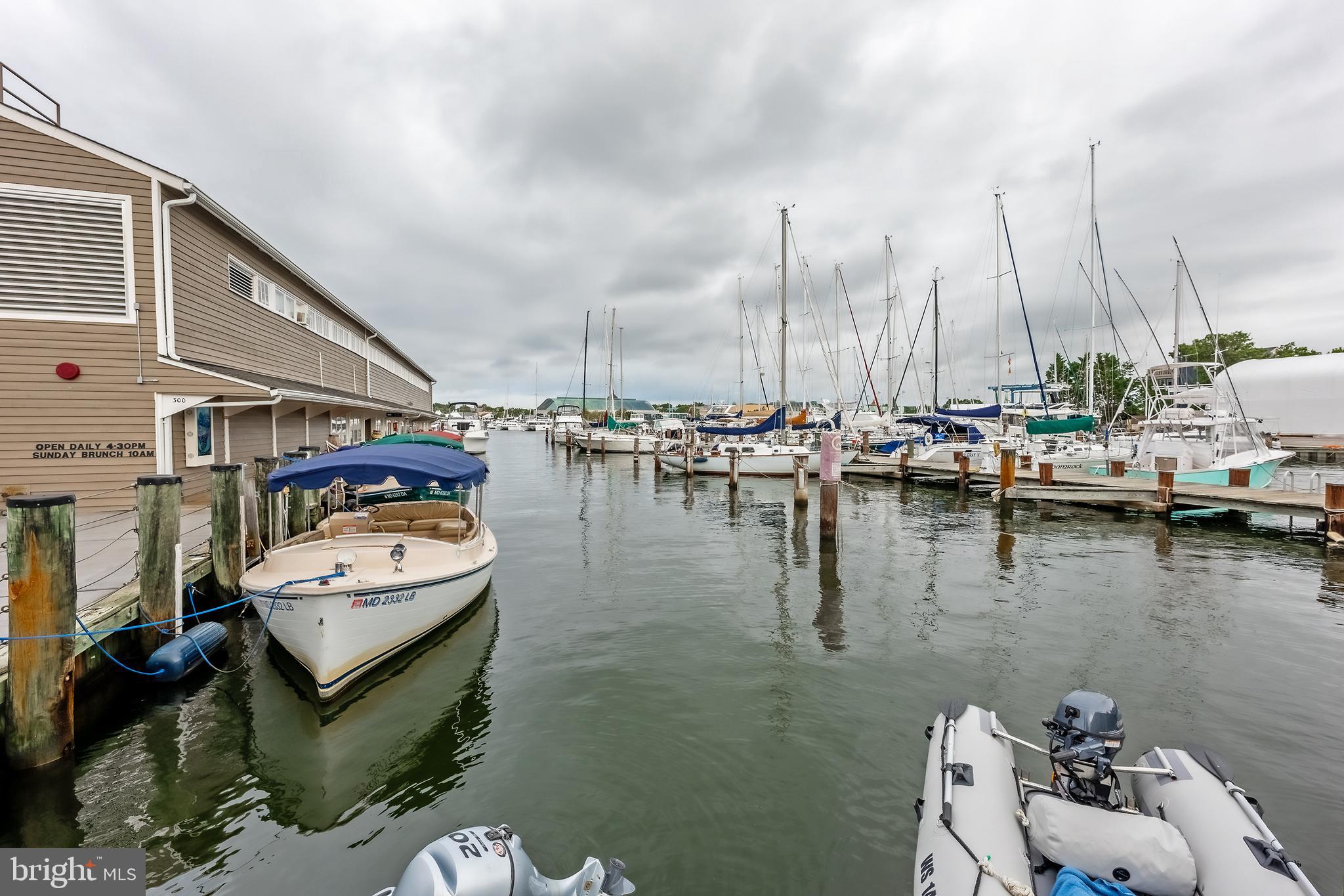 THE TECUMSEH - Residential Lease