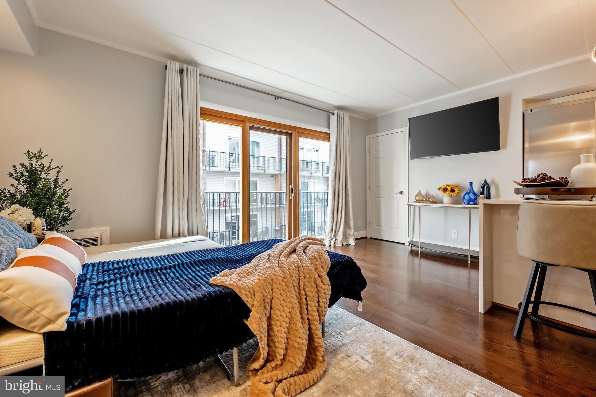 THE TECUMSEH - Residential Lease