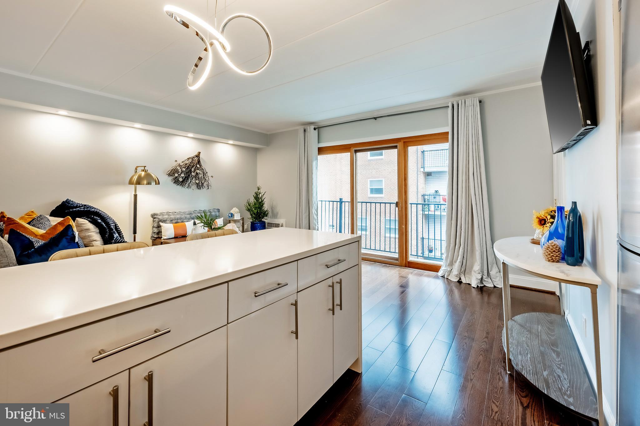 THE TECUMSEH - Residential Lease