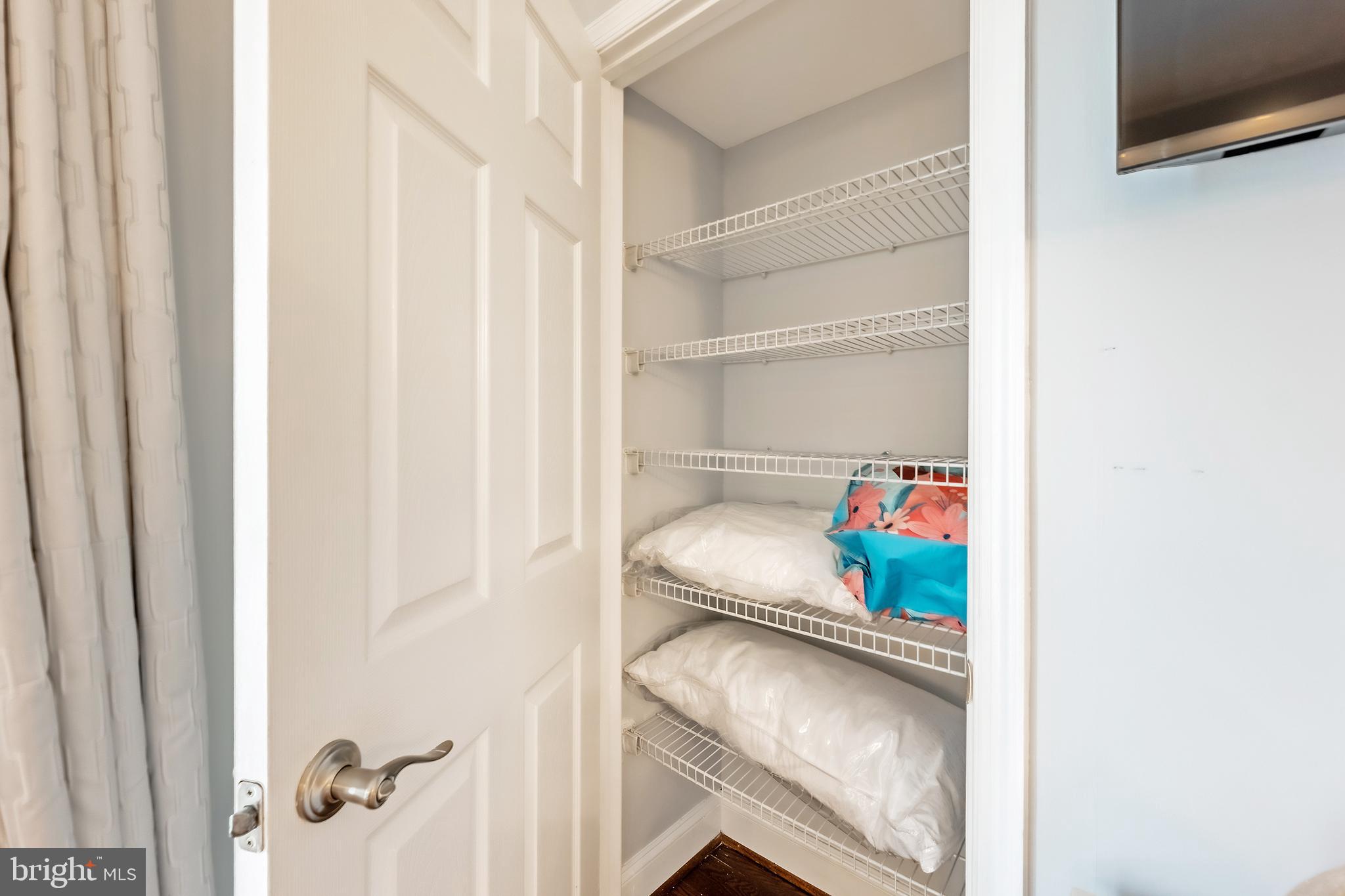 THE TECUMSEH - Residential Lease