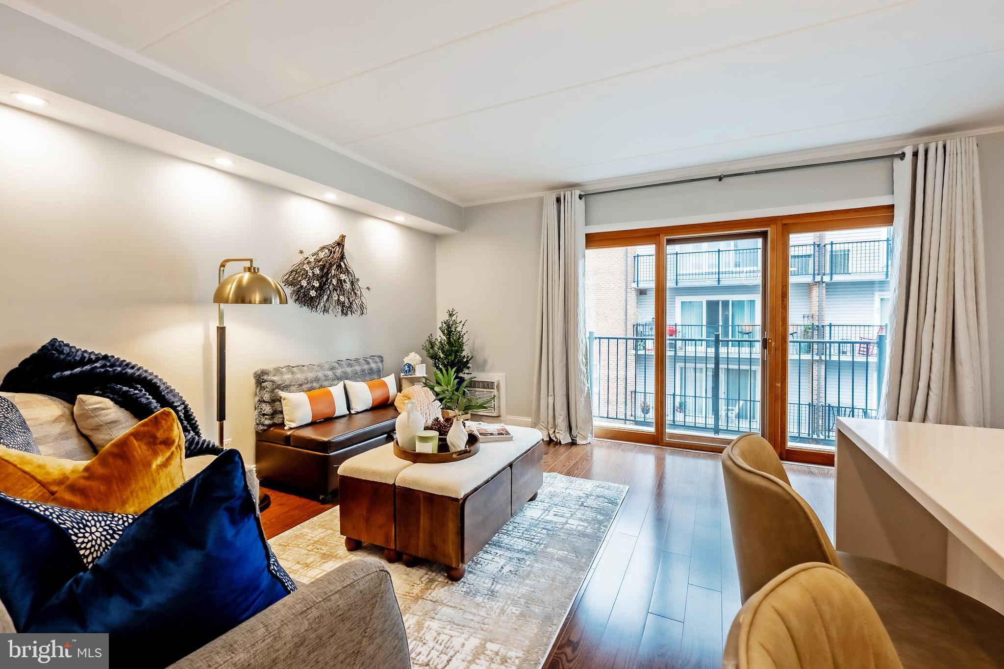 THE TECUMSEH - Residential Lease