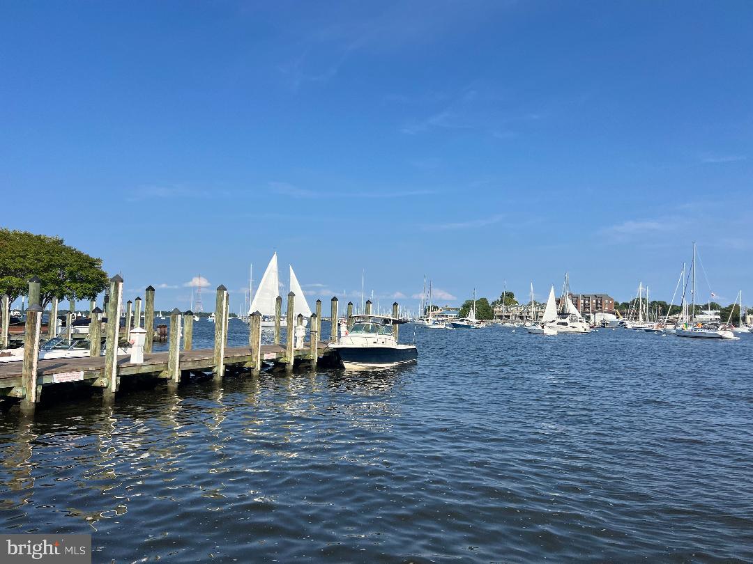 THE TECUMSEH - Residential Lease