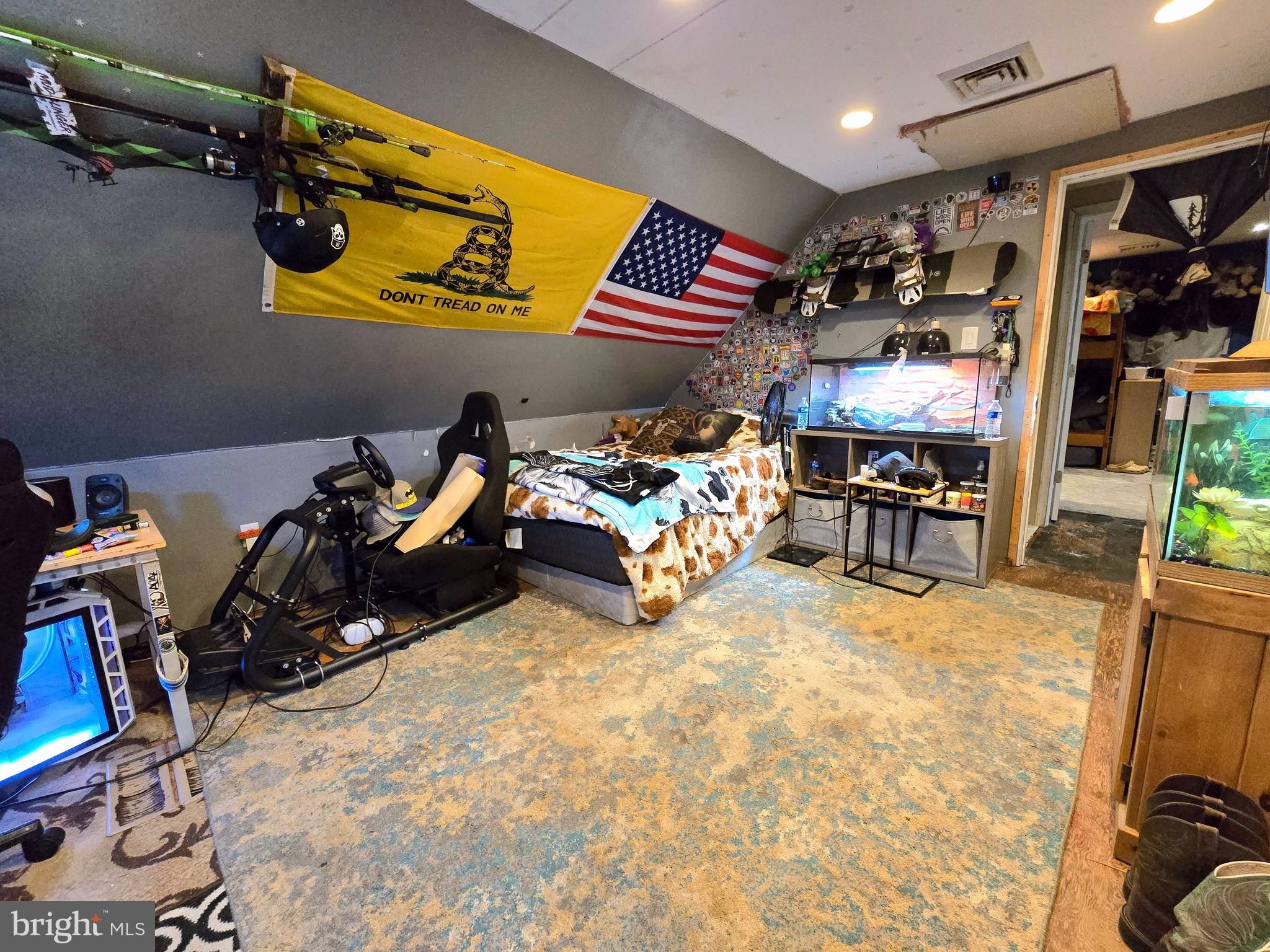 INDIAN CREEK - Residential