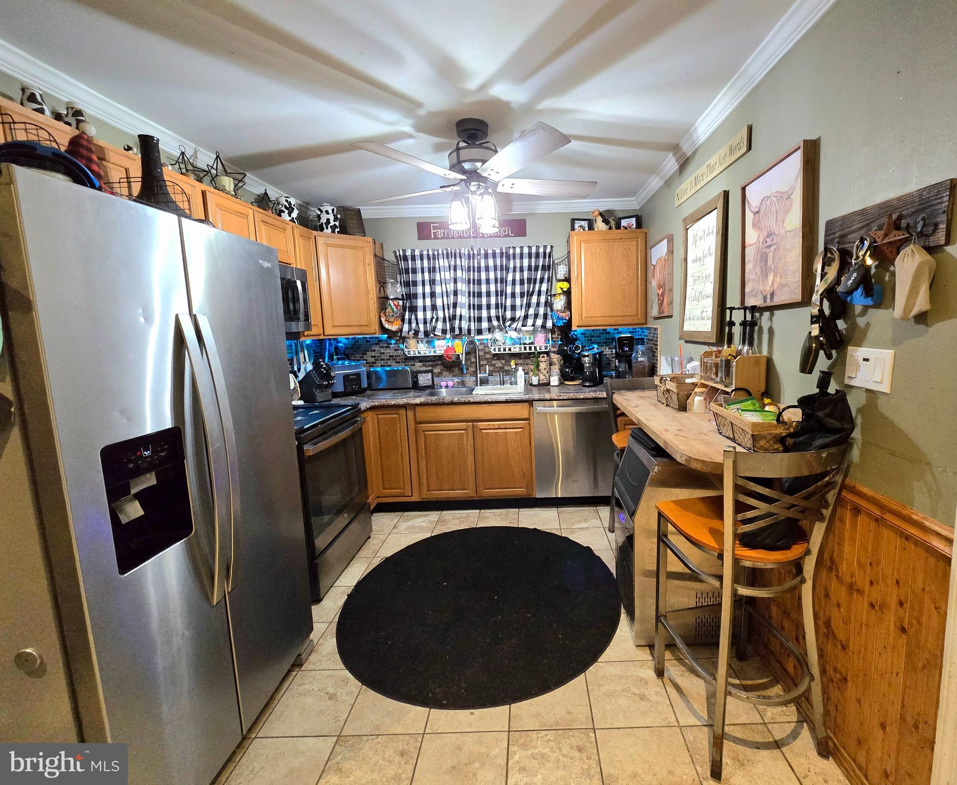 INDIAN CREEK - Residential