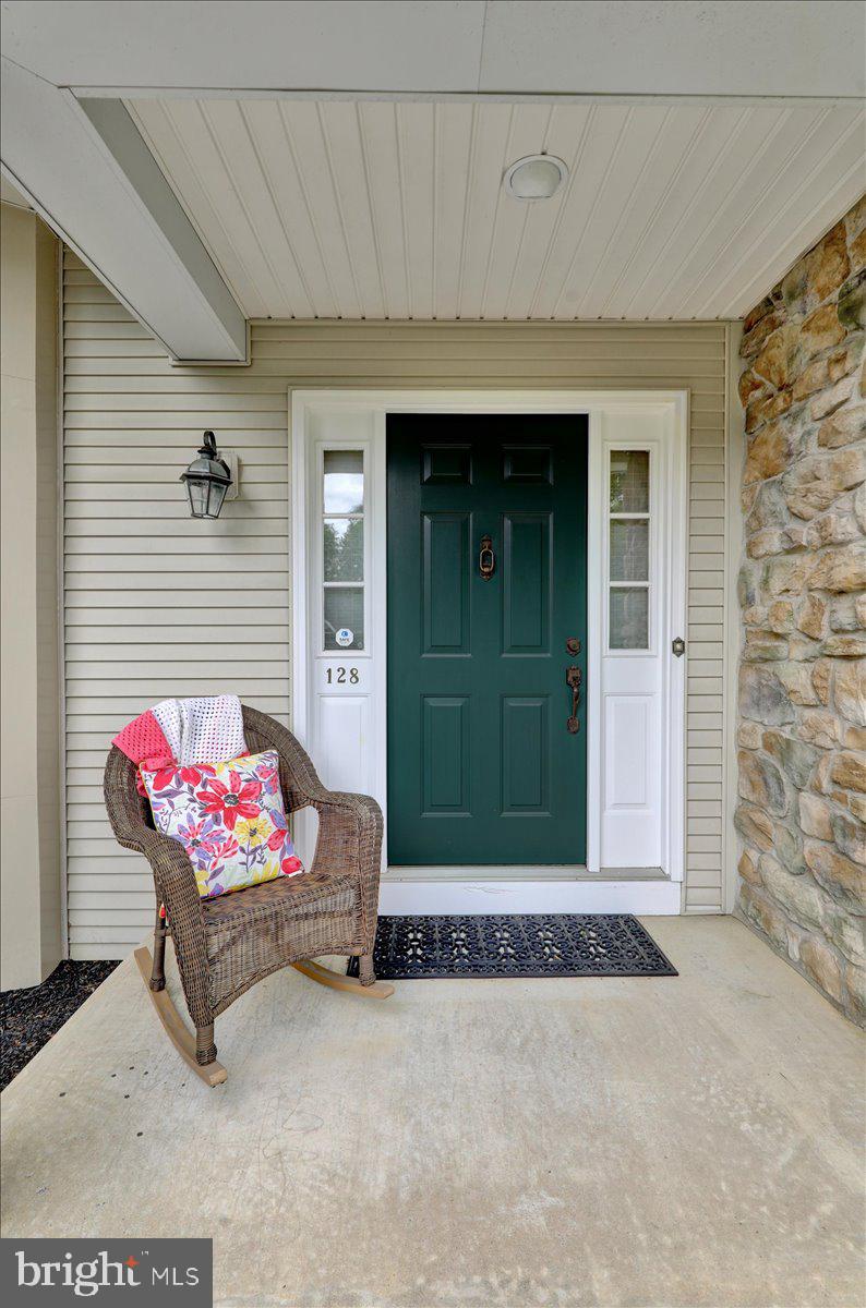 128 MACINTOSH DRIVE