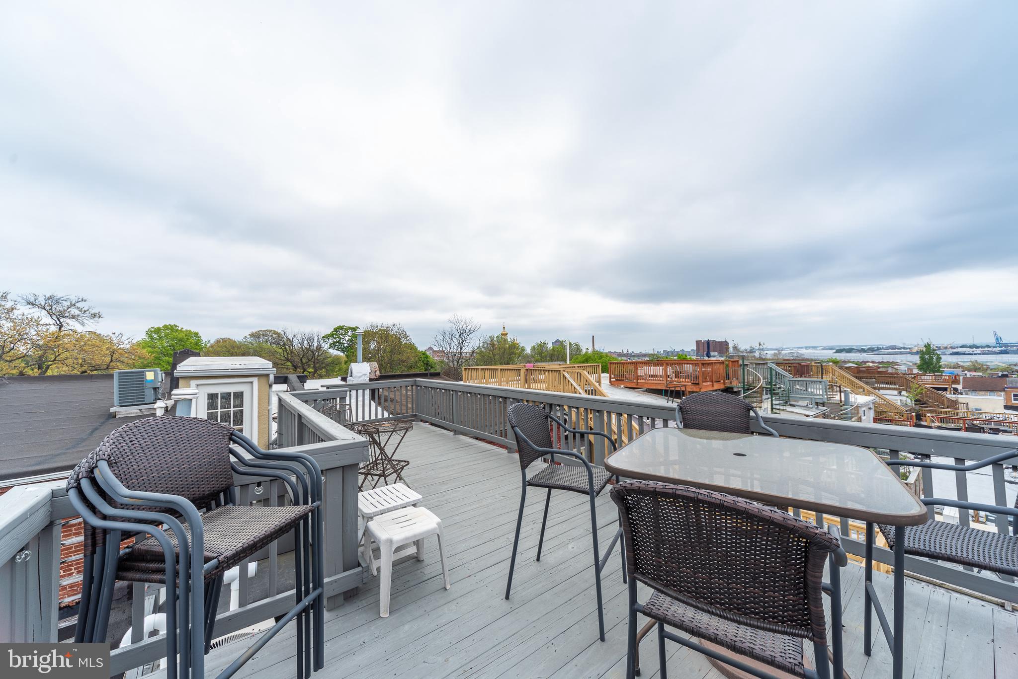 BUTCHERS HILL - Residential